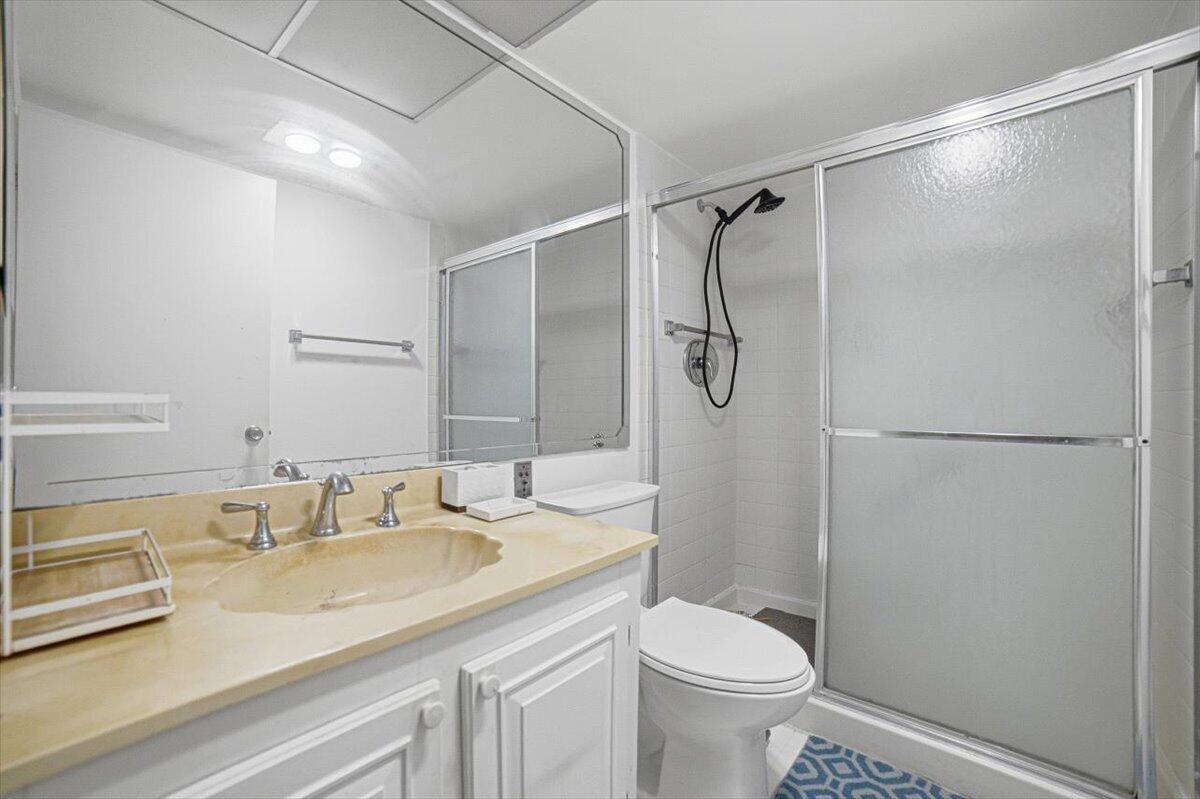 4602 Martinique Way A2 Property Photo 21