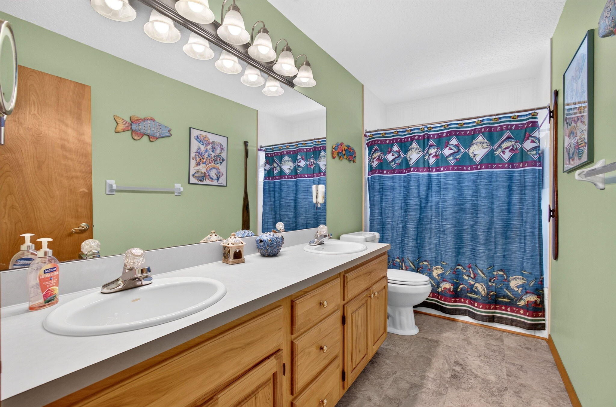 502 Venice Drive Property Photo 34