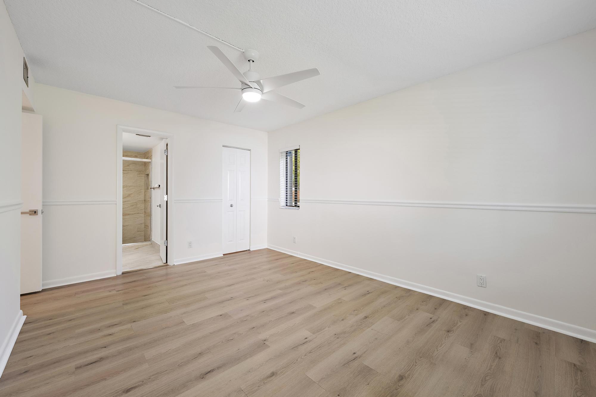 3404 Gardens East Drive 21a Property Photo 6