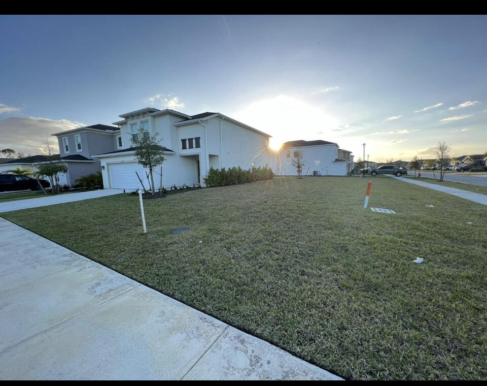 9350 Sw Ligorio Way Property Photo 2