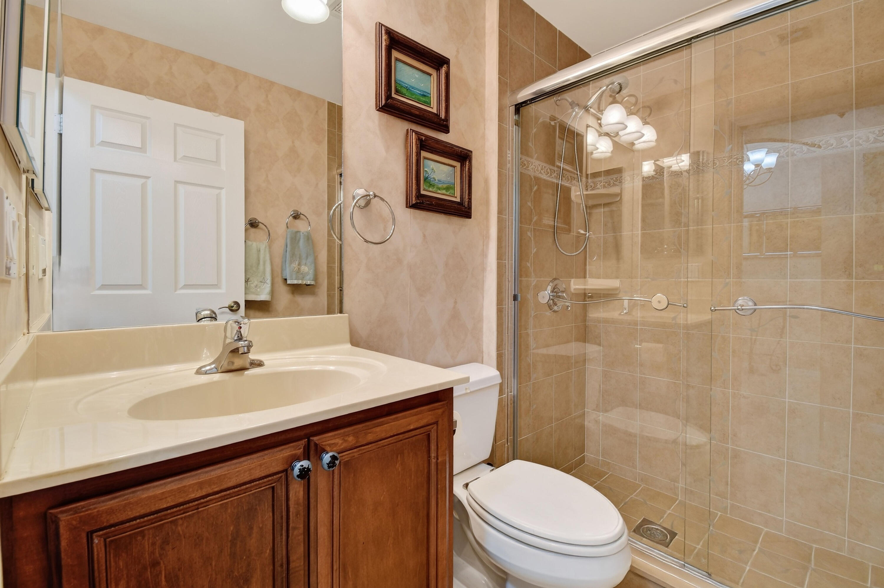 12107 Roma Road Property Photo 13