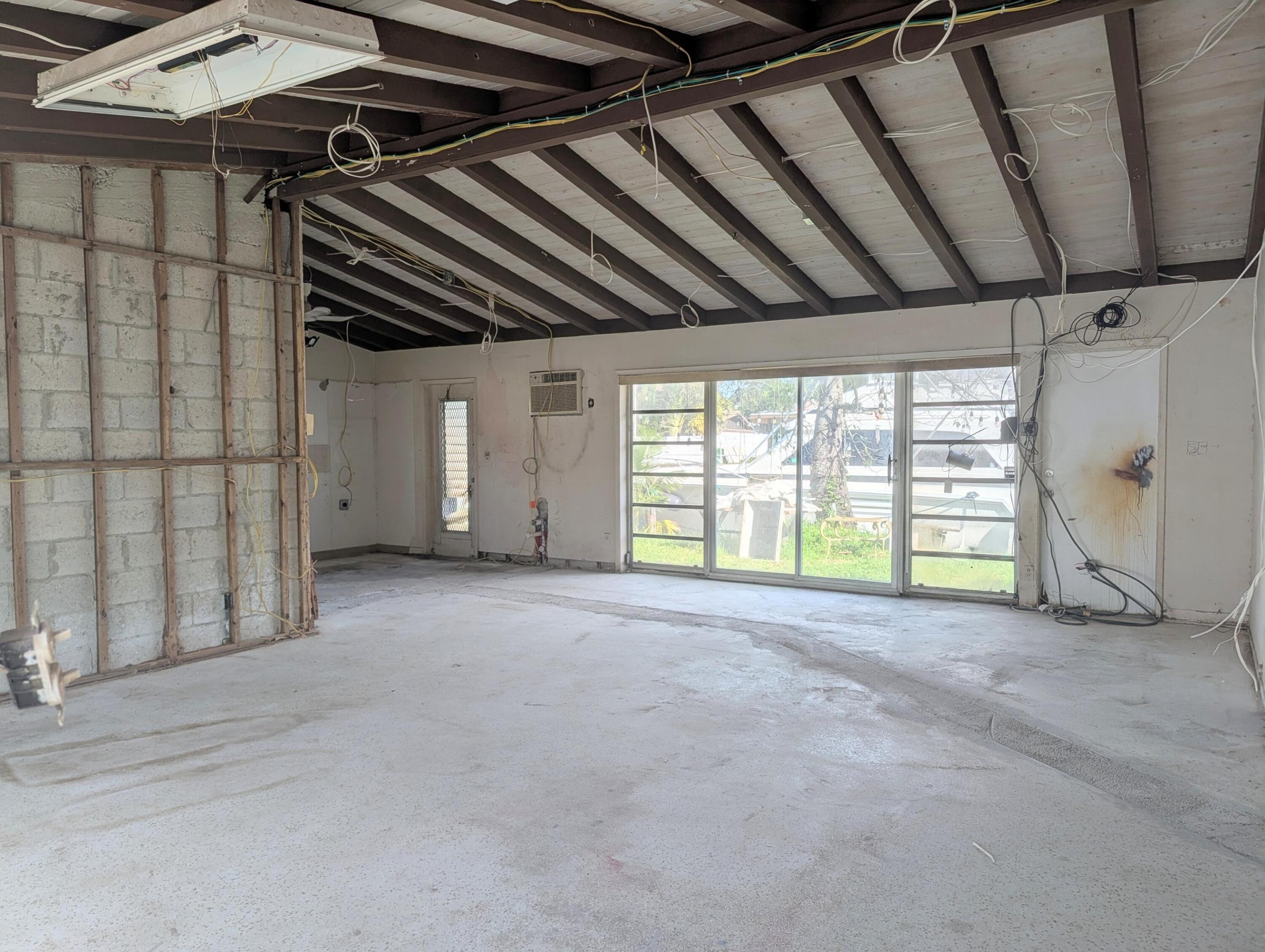 1509 Sw 5th Court Property Photo 14