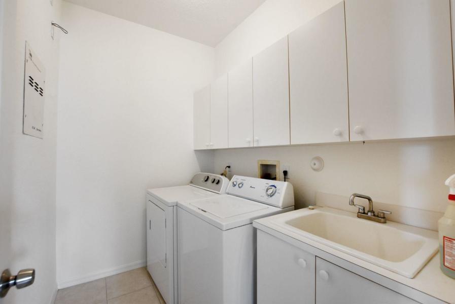 1388 Beacon Circle Property Photo 7