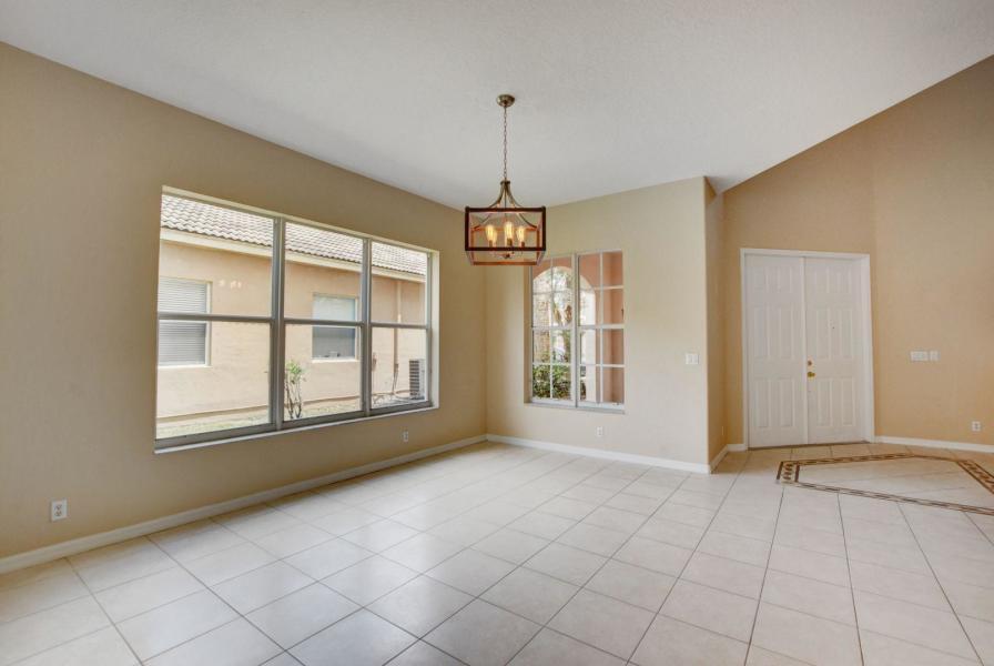 1388 Beacon Circle Property Photo 12