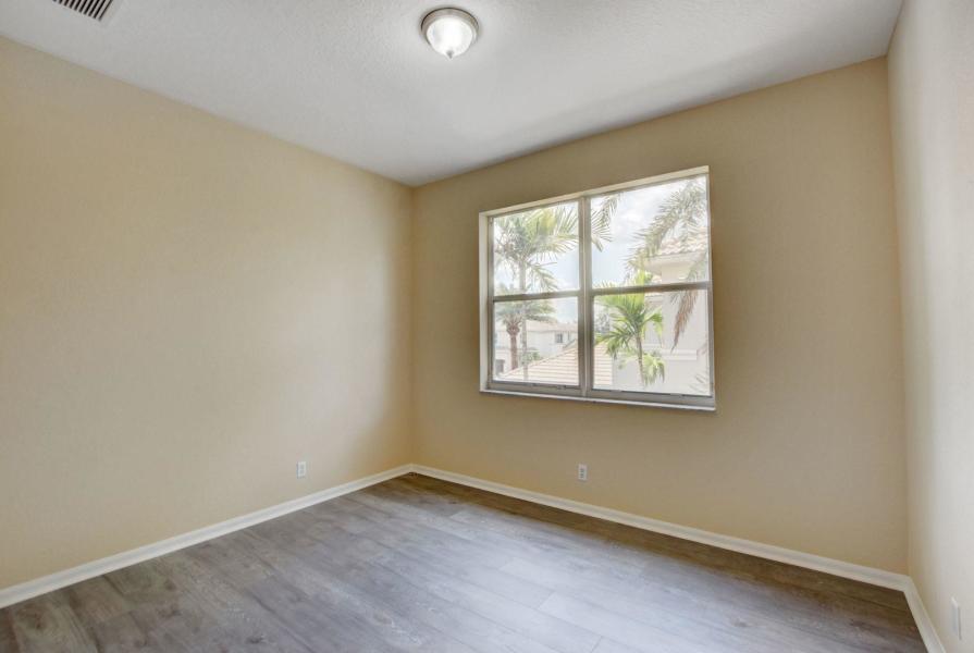 1388 Beacon Circle Property Photo 22