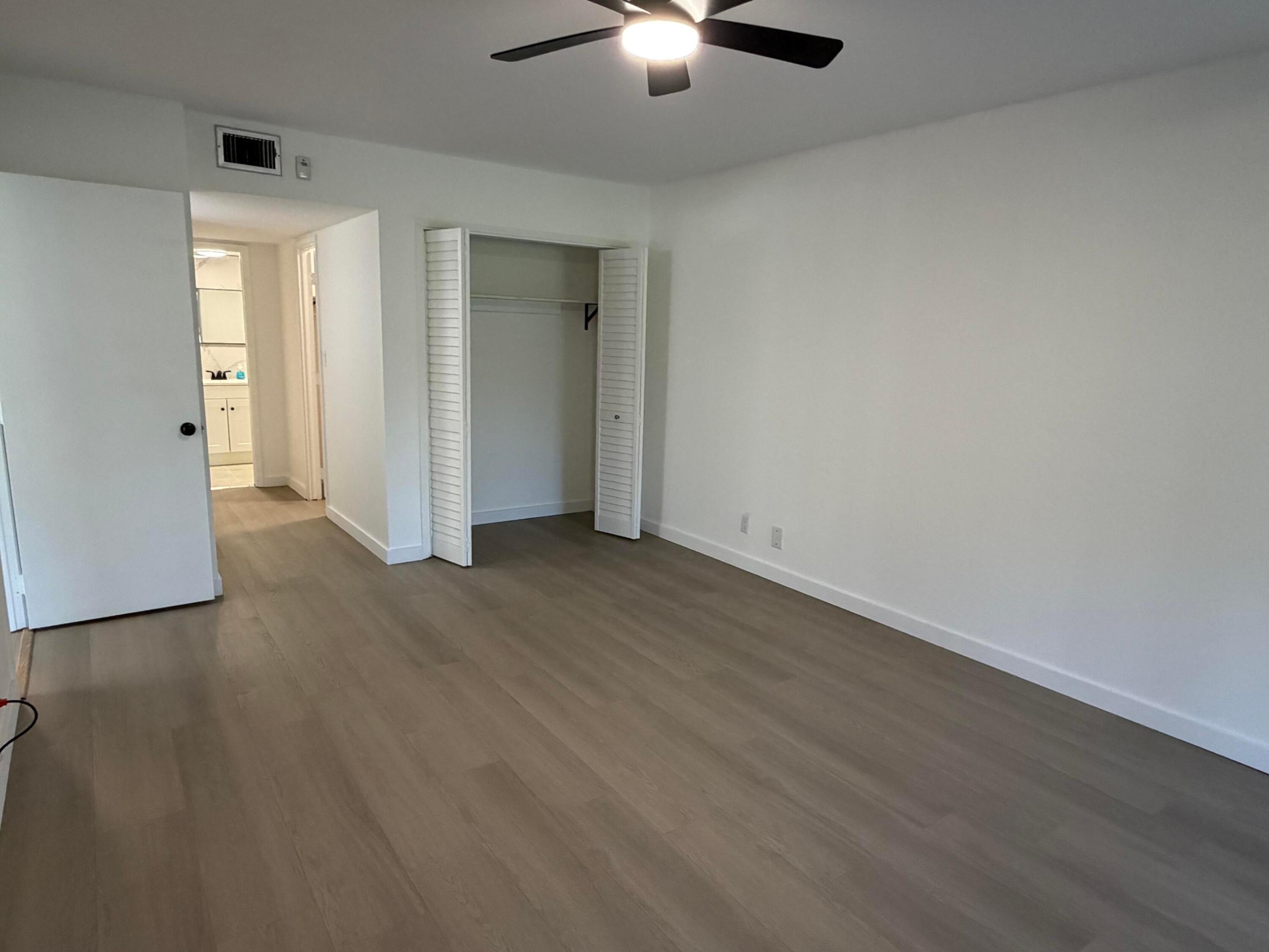 2661 S Course Drive 105 Property Photo 10