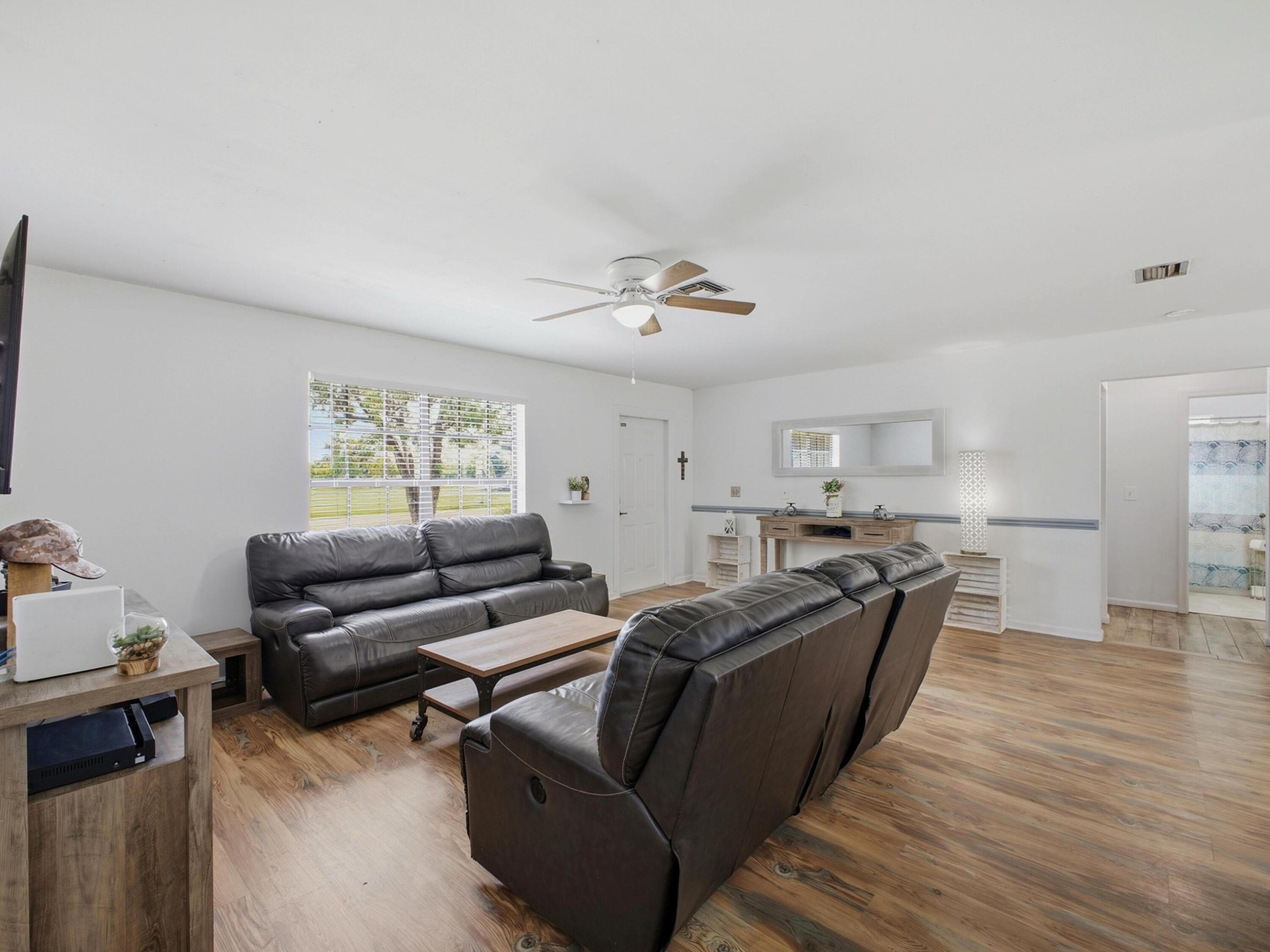 234 La Mancha Avenue Property Photo 7