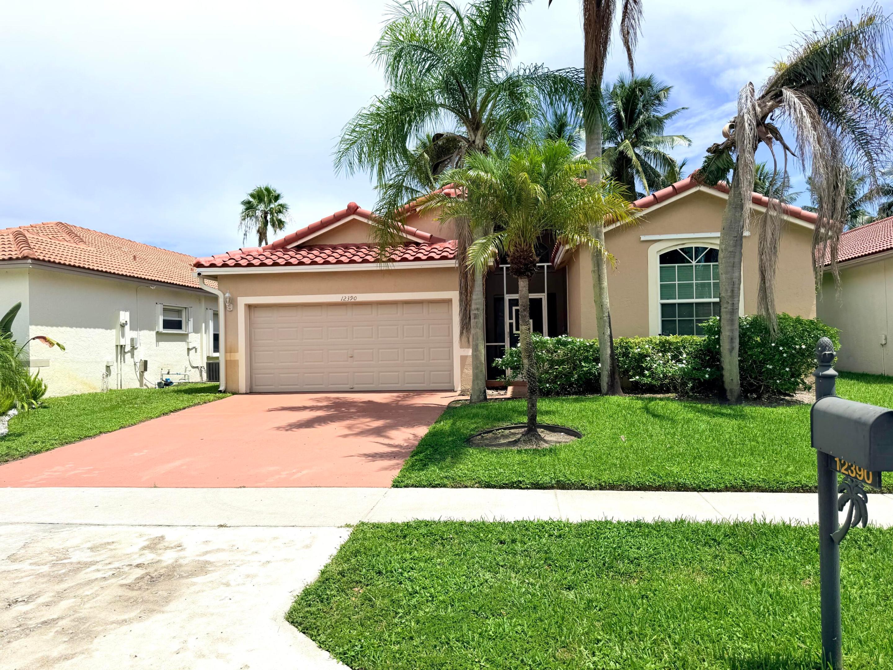 12390 BONEVENTURE Drive Property Photo 1