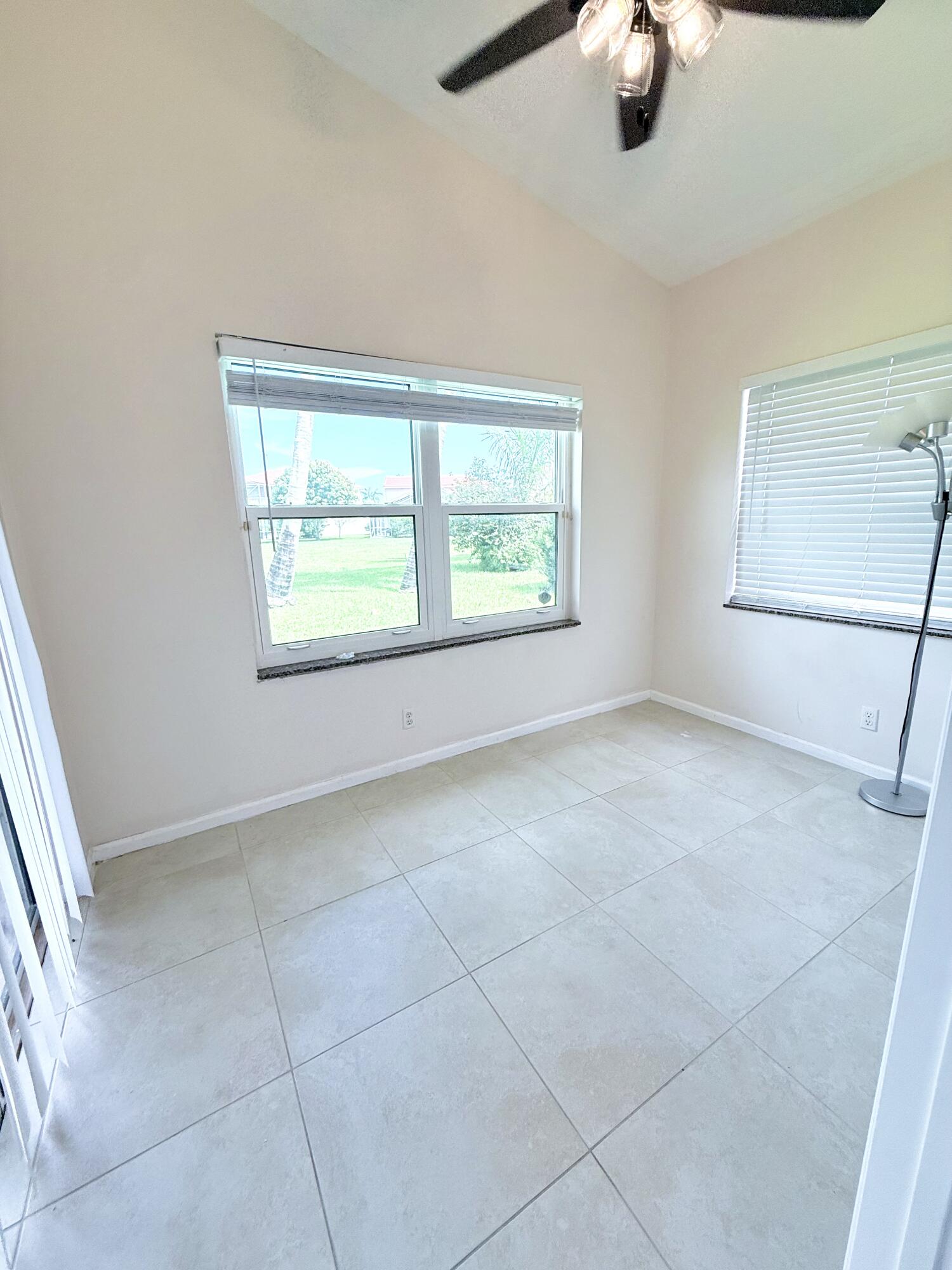 12390 Boneventure Drive Property Photo 15