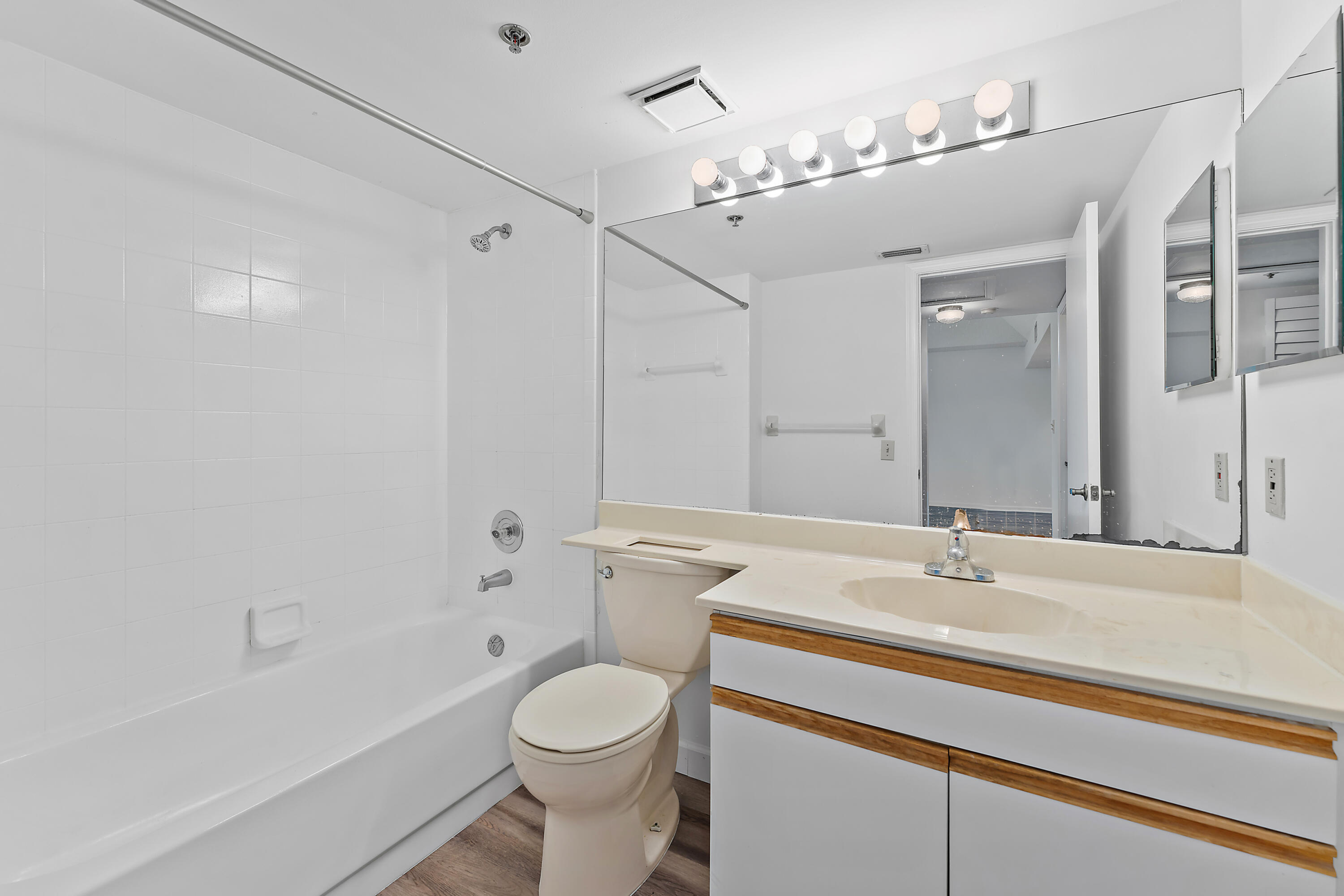 700 Uno Lago Drive 404 Property Photo 23