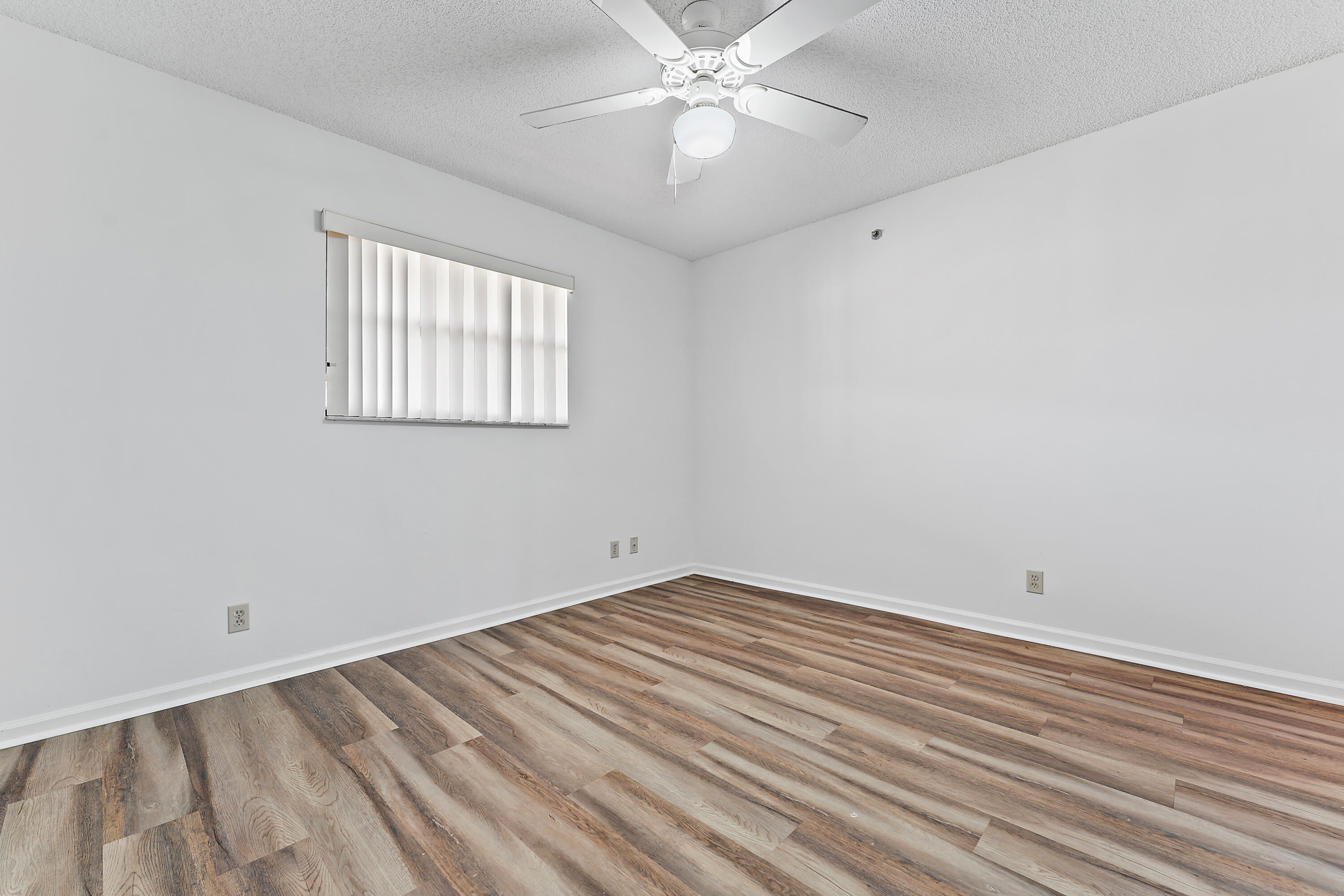 700 Uno Lago Drive 404 Property Photo 26