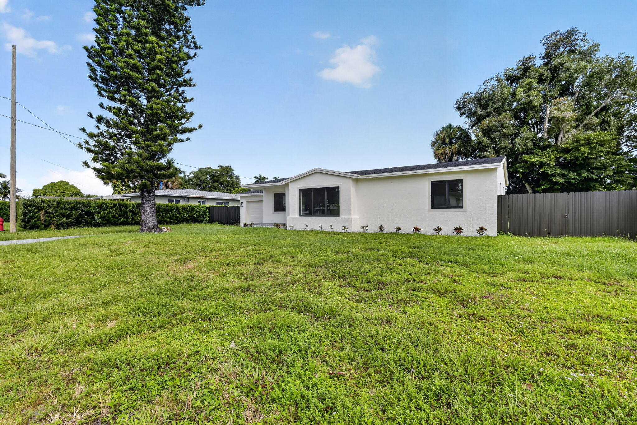 3185 Riddle Road Property Photo 3