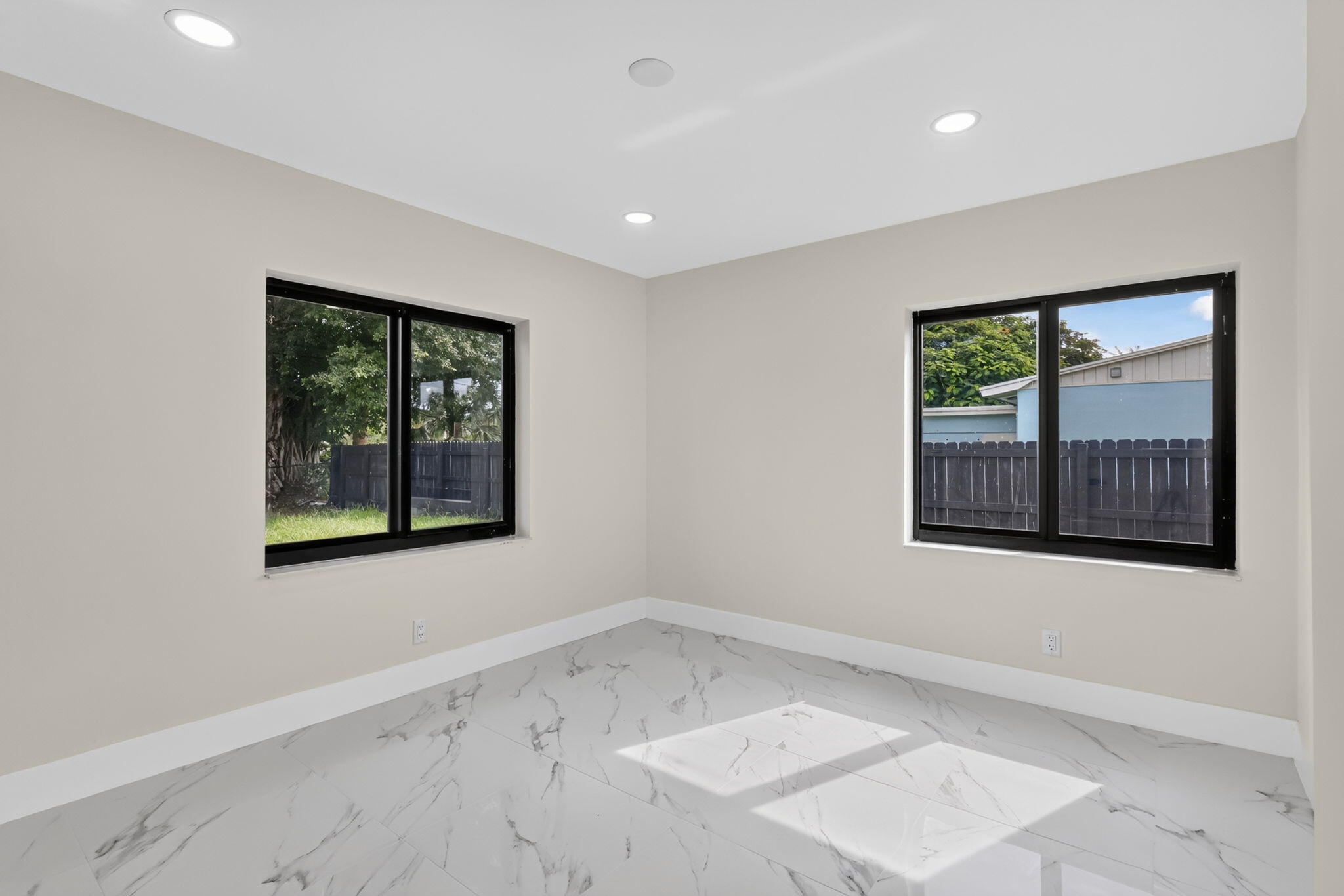 3185 Riddle Road Property Photo 23