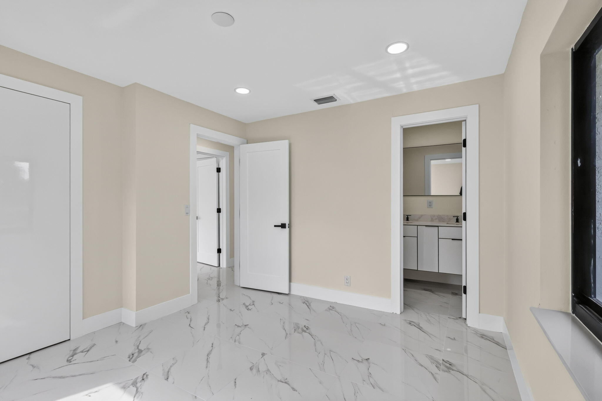 3185 Riddle Road Property Photo 29