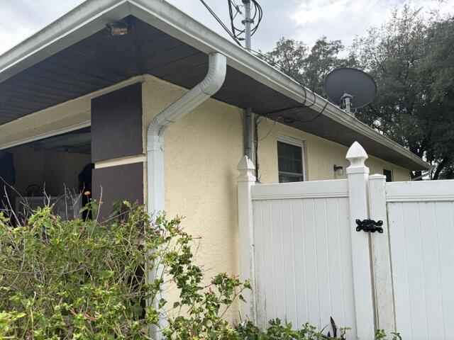 106 Water Track Property Photo 6