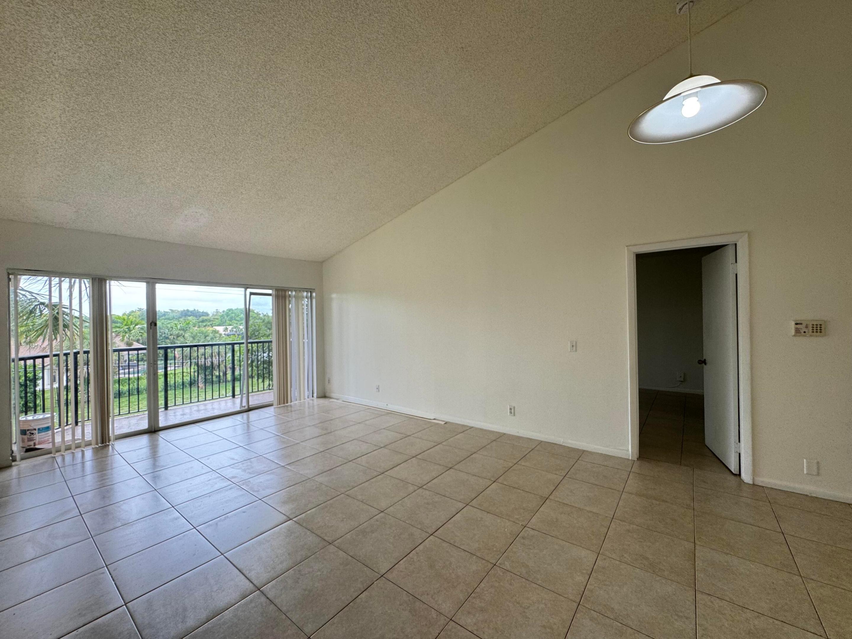 8891 Wiles Road 303 Property Photo 3