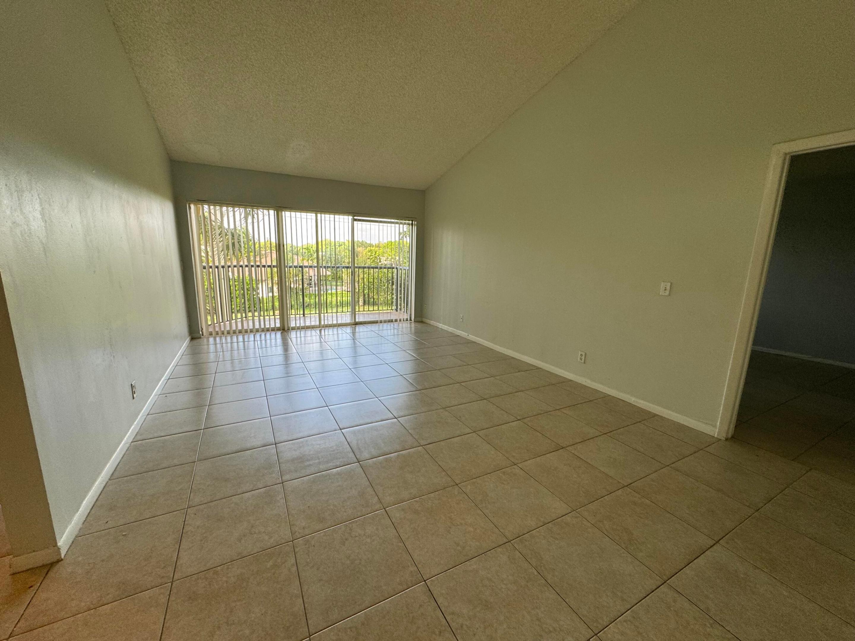 8891 Wiles Road 303 Property Photo 4