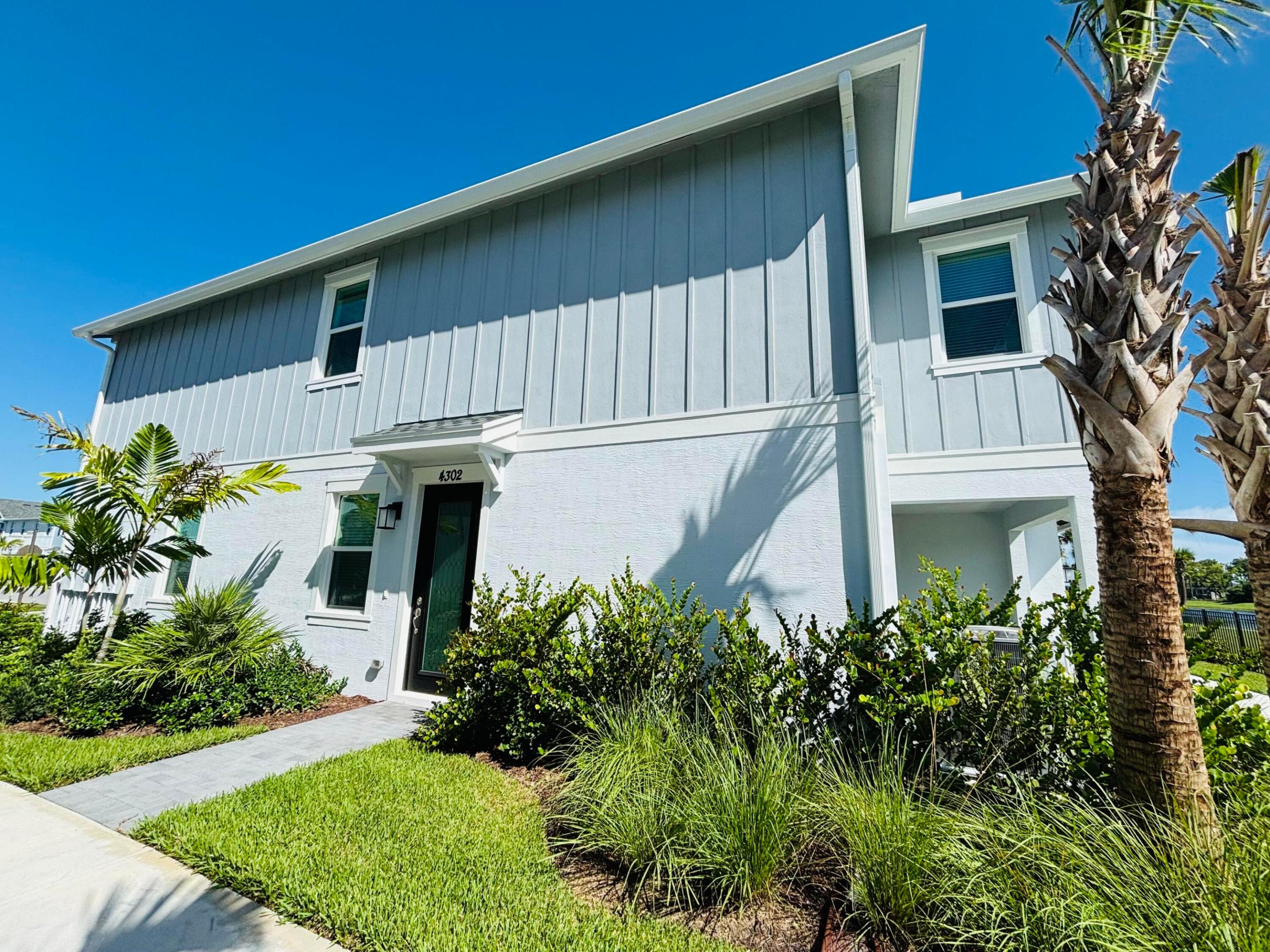 4302 Brookgreen Square Property Photo 1