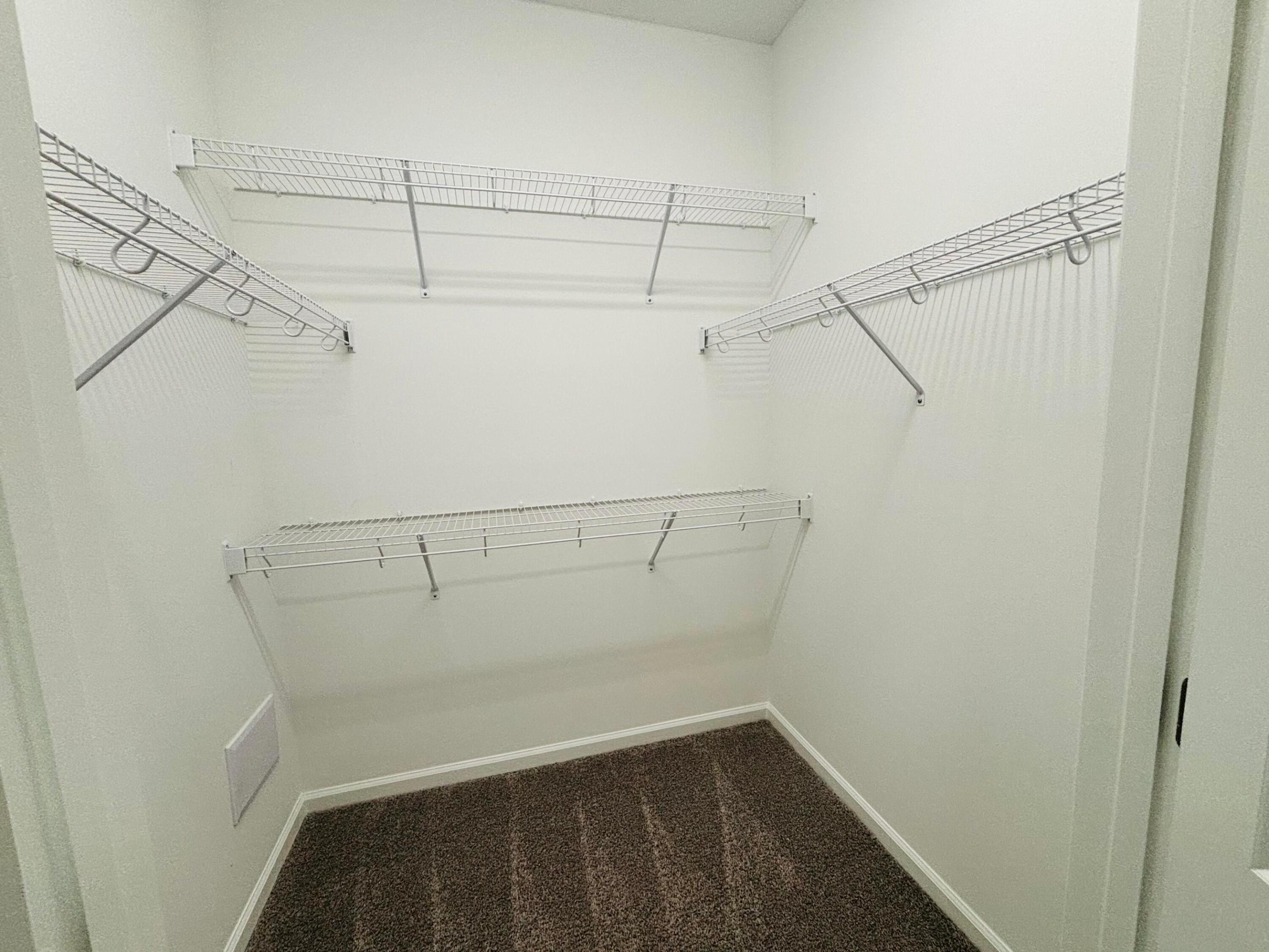 4302 Brookgreen Square Property Photo 30