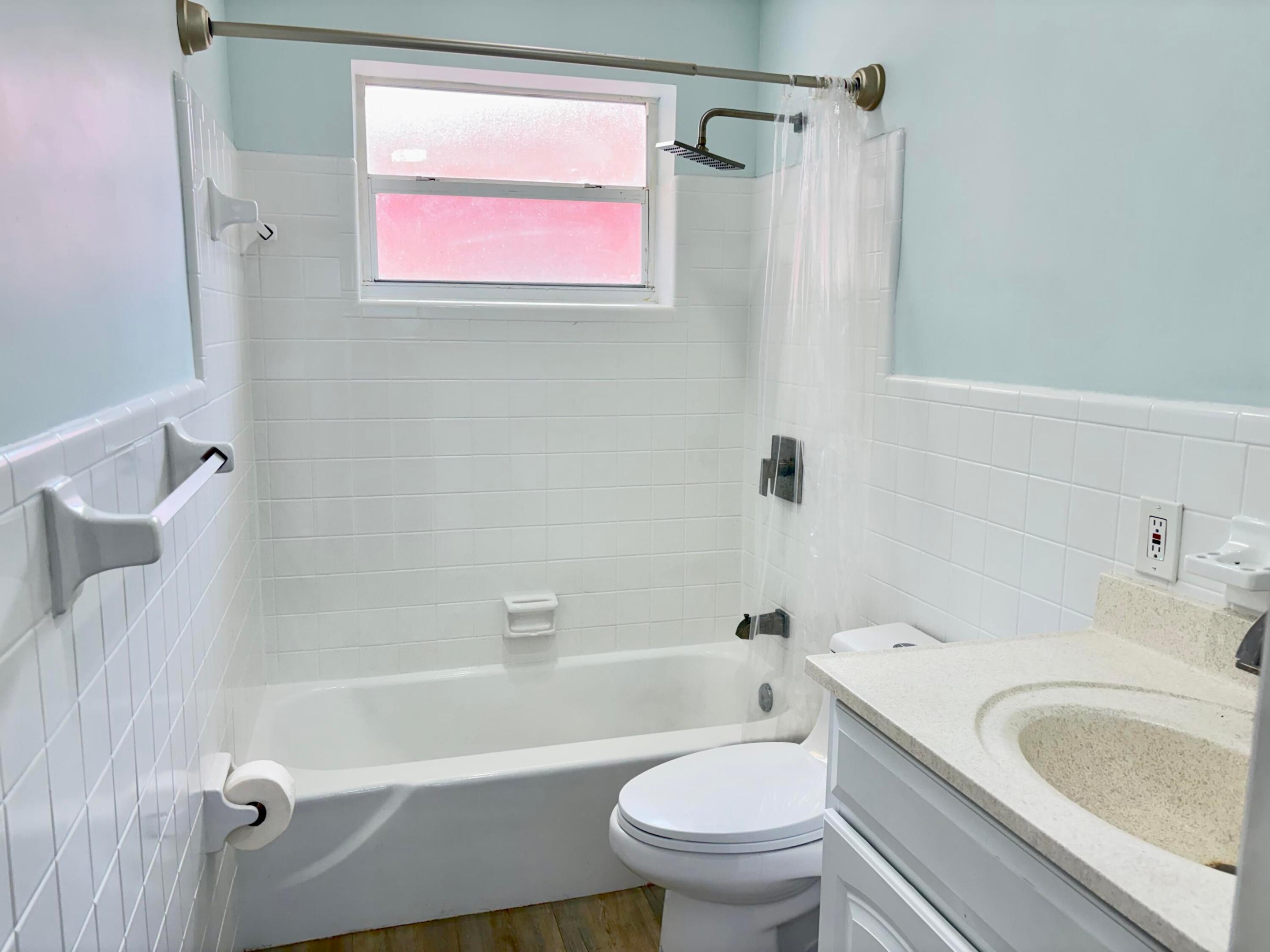 720 Se 15th Street 2 Property Photo 5