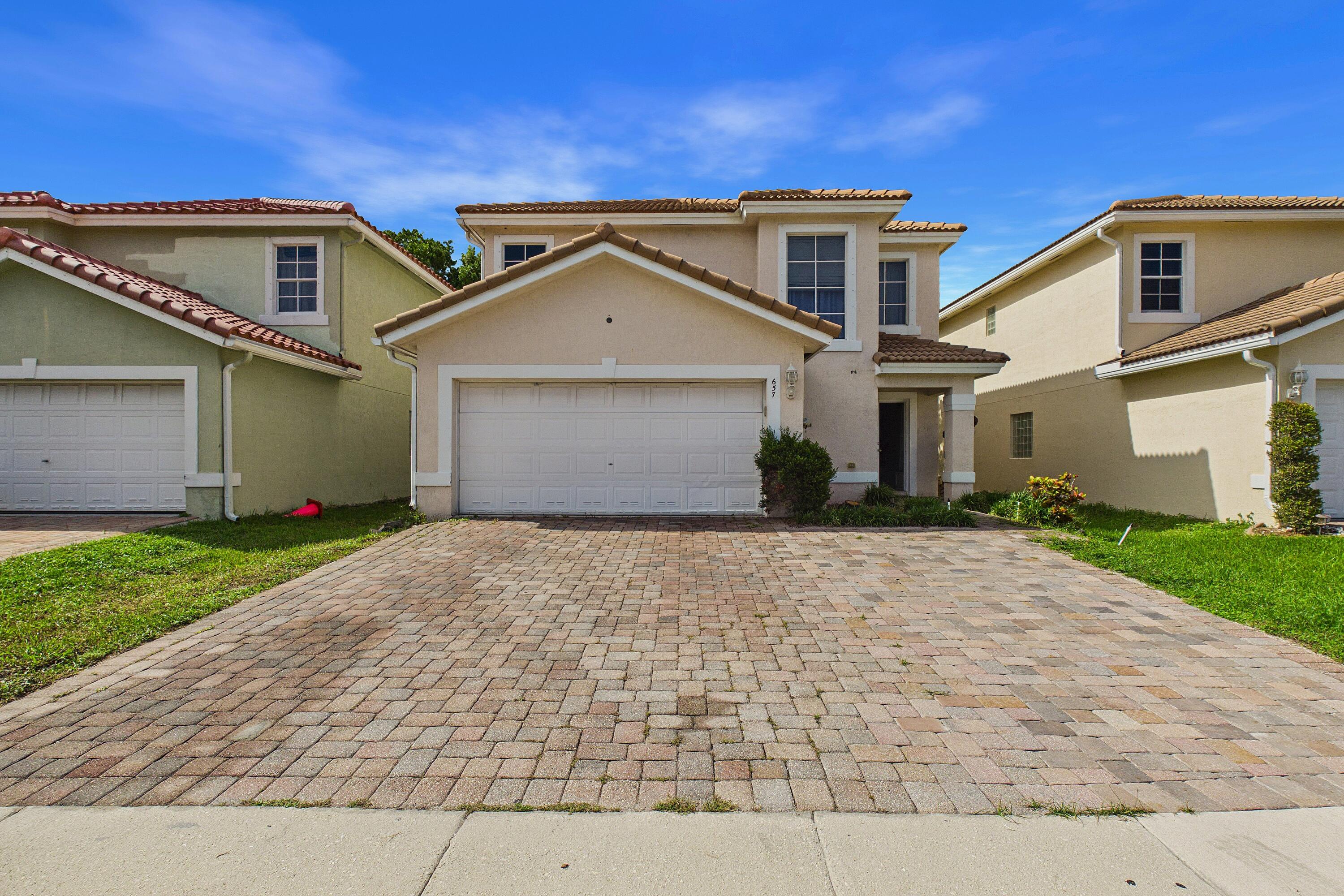 657 Perdido Heights Drive Property Photo 1