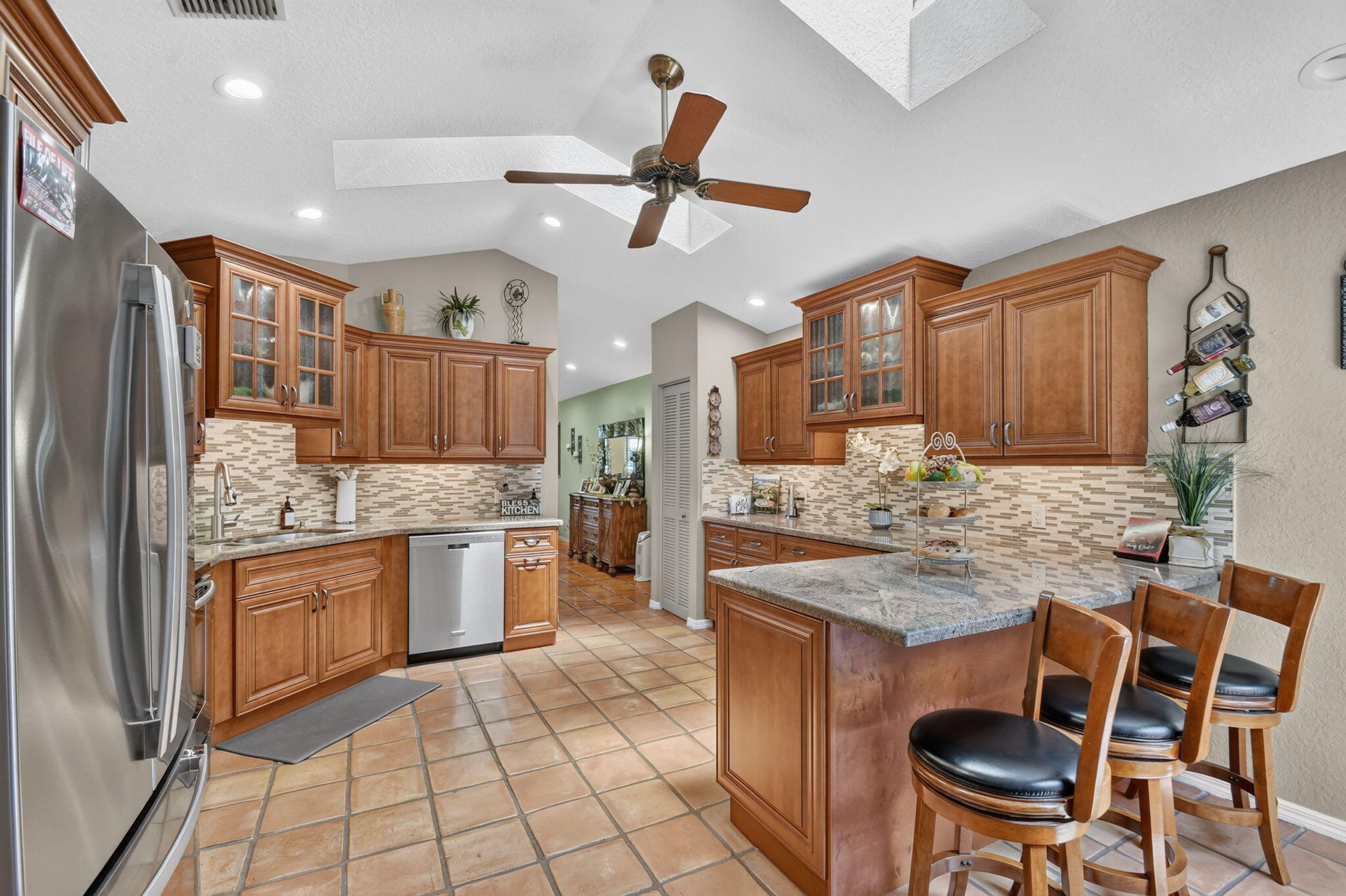 6097 Bay Isles Drive Property Photo 5