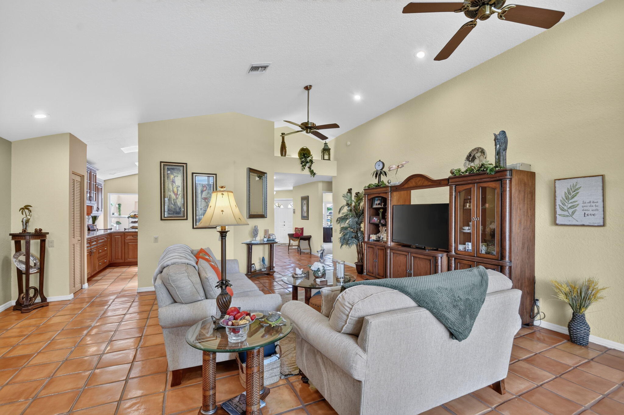 6097 Bay Isles Drive Property Photo 15
