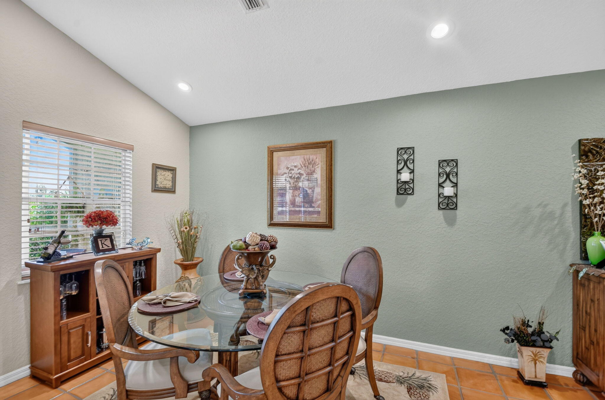 6097 Bay Isles Drive Property Photo 16