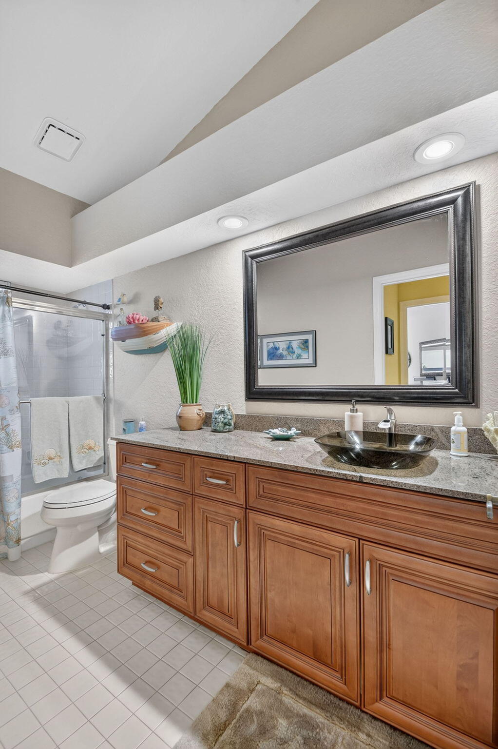 6097 Bay Isles Drive Property Photo 33