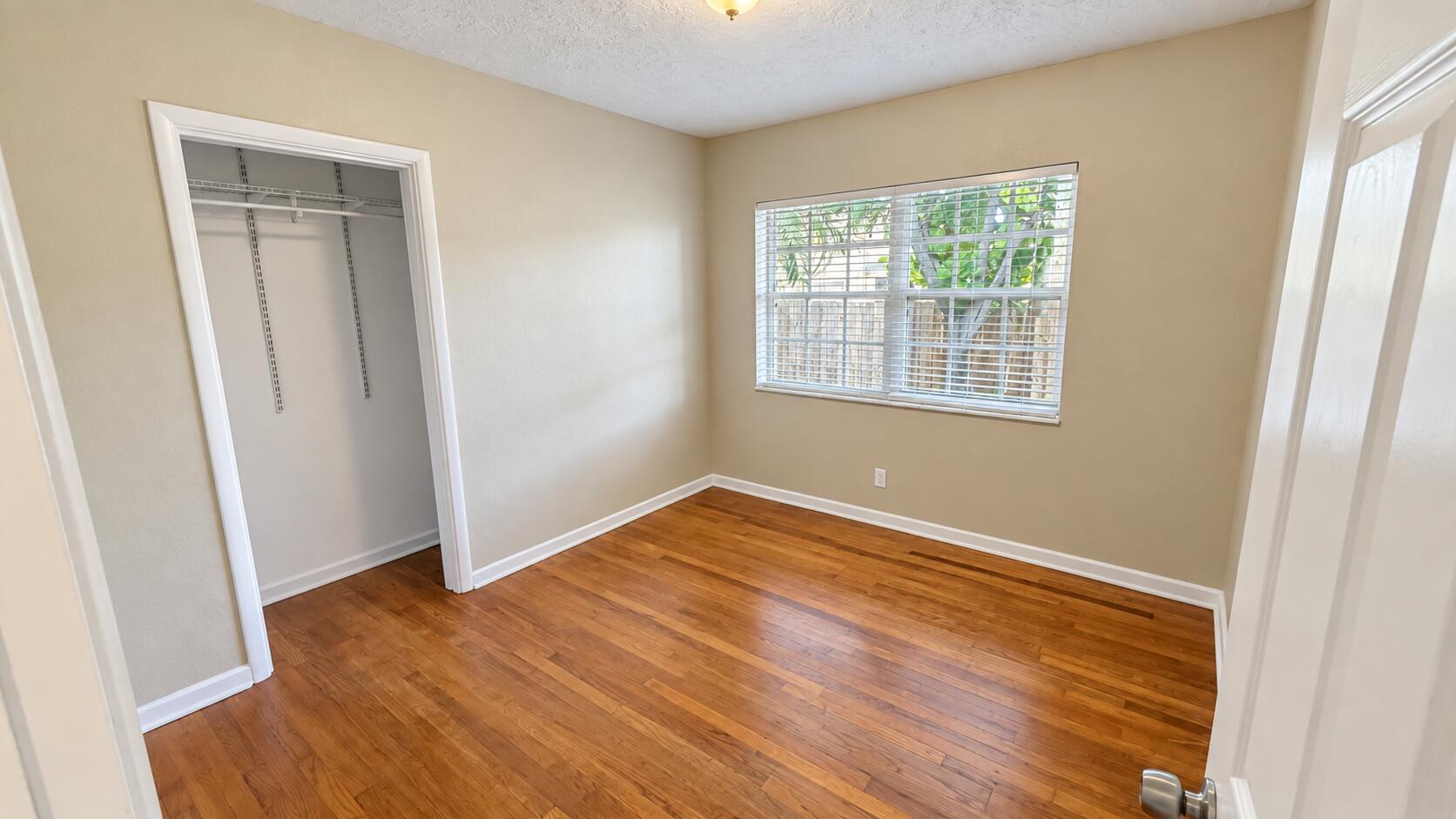 211 Dartmouth Drive Property Photo 15