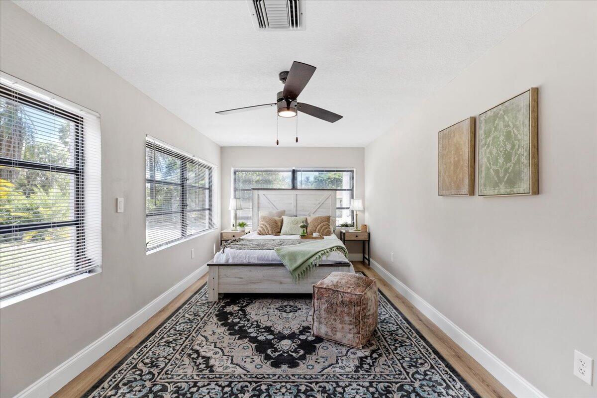 1227 N Ocean Breeze Property Photo 11