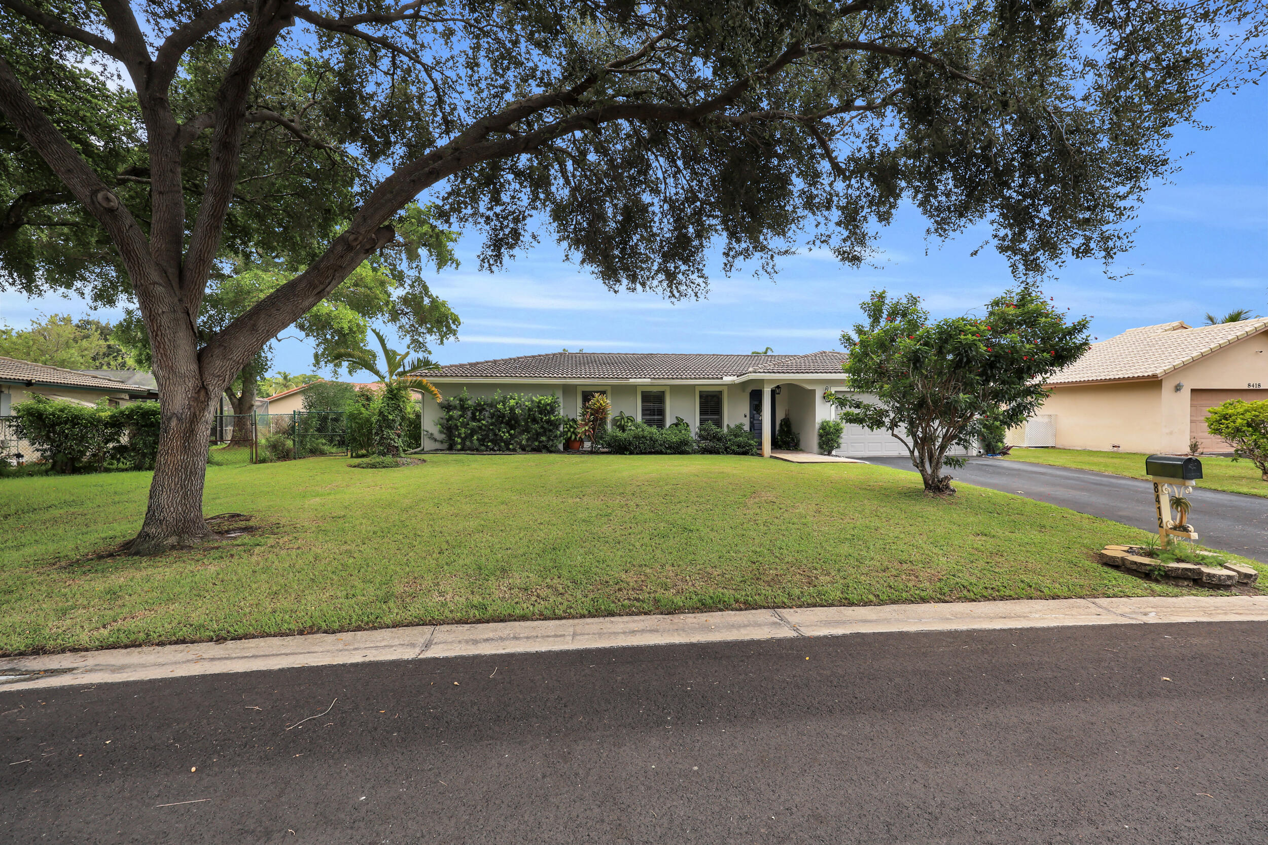 8412 Nw 26th Drive Property Photo 1