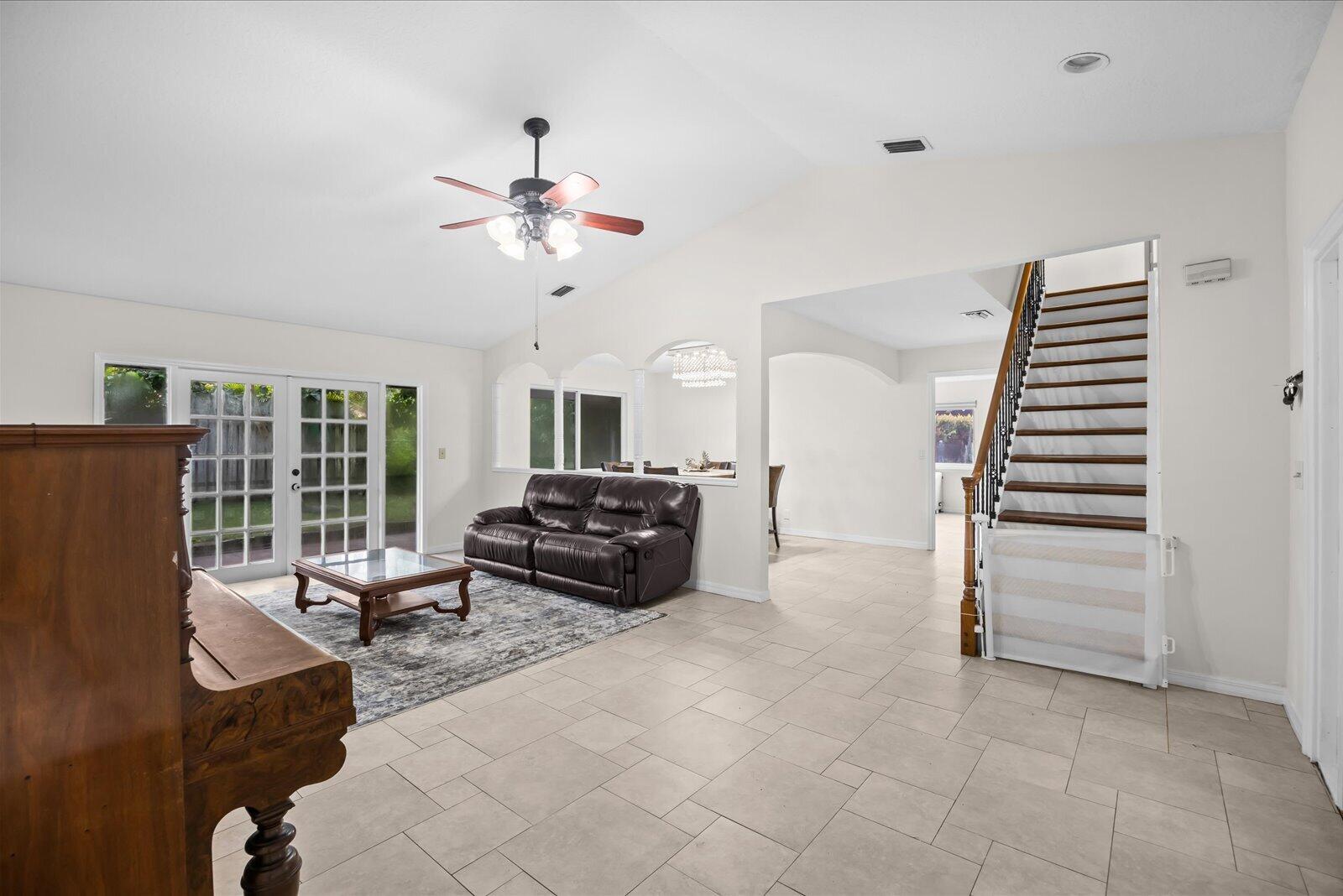 18831 Misty Lake Drive Property Photo 6