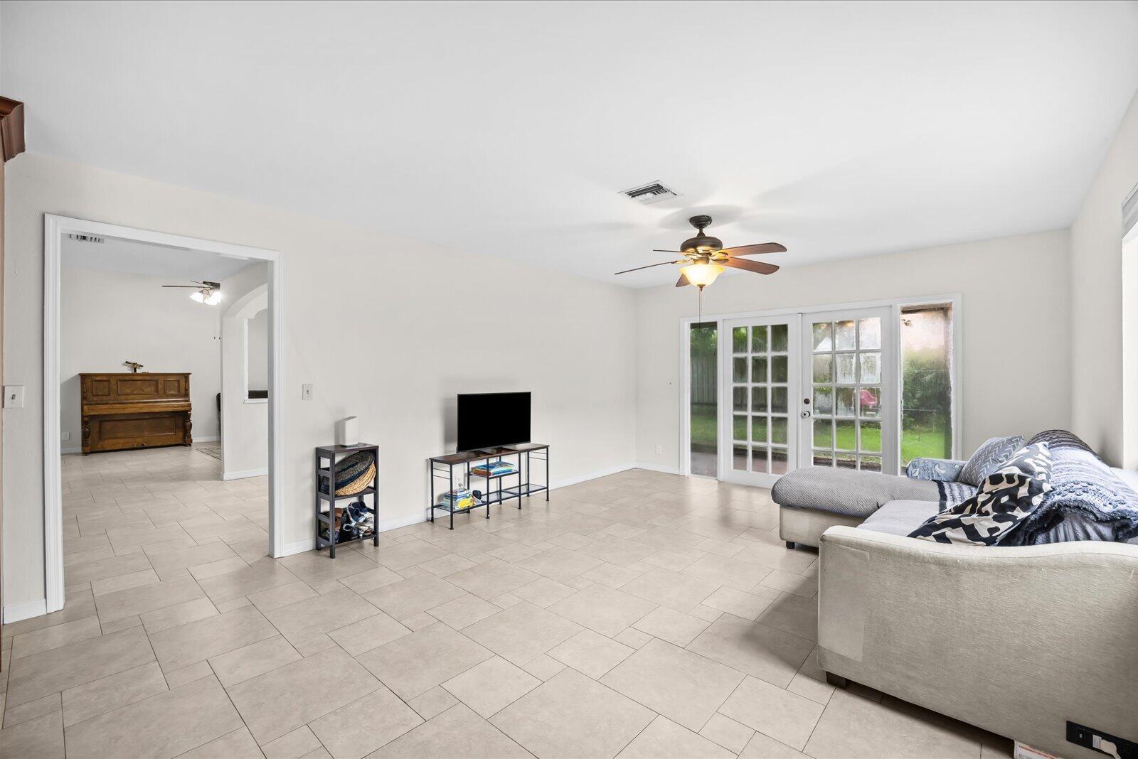 18831 Misty Lake Drive Property Photo 13