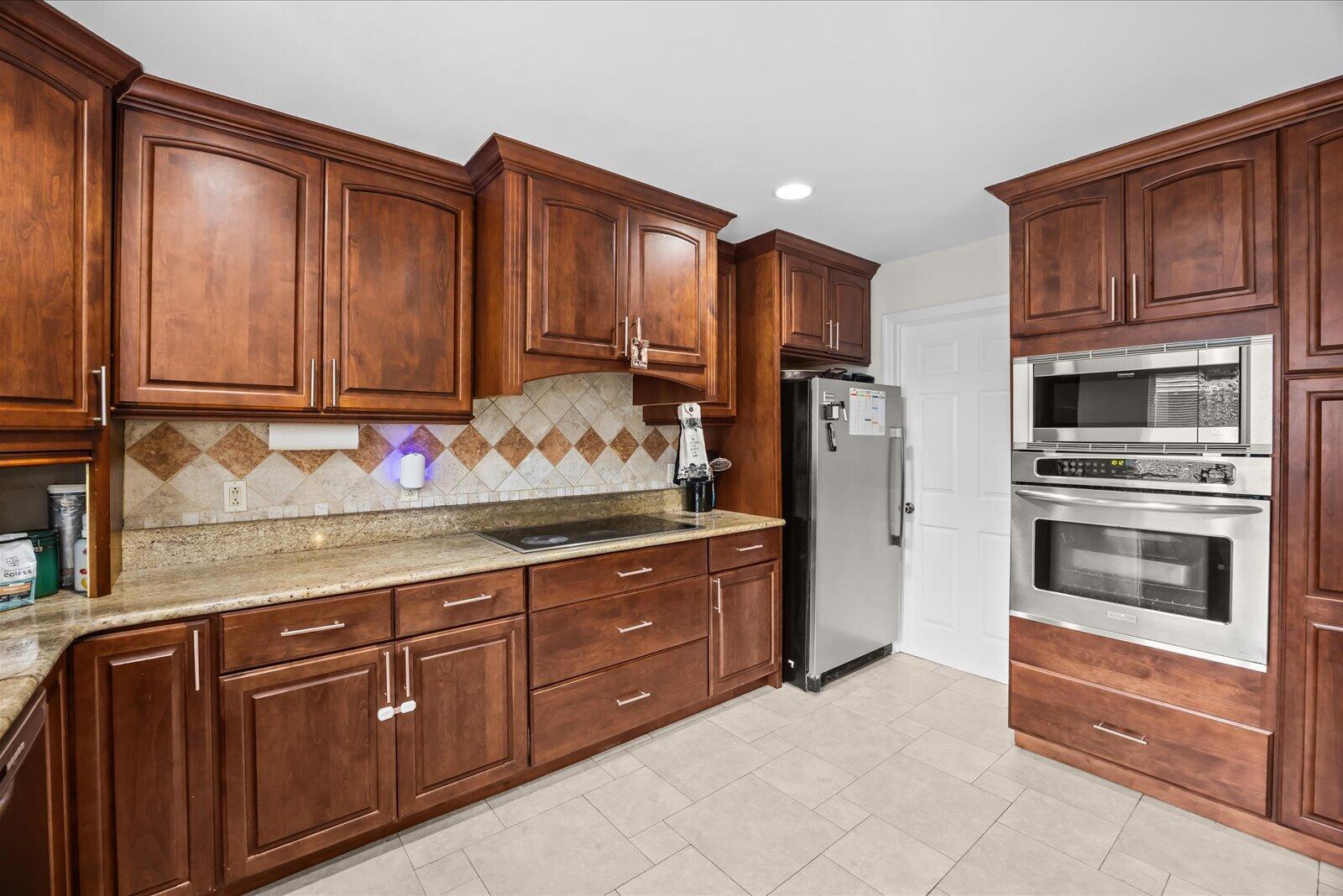 18831 Misty Lake Drive Property Photo 18