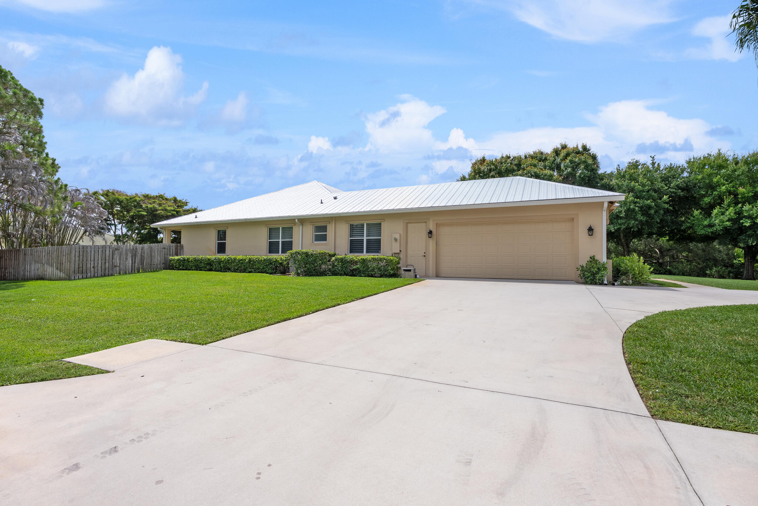 1106 Sw Thoreau Court Property Photo 45