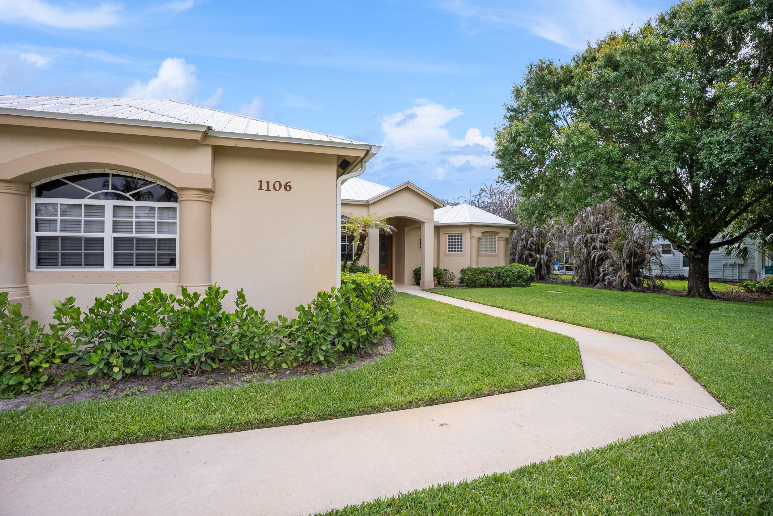 1106 Sw Thoreau Court Property Photo 47