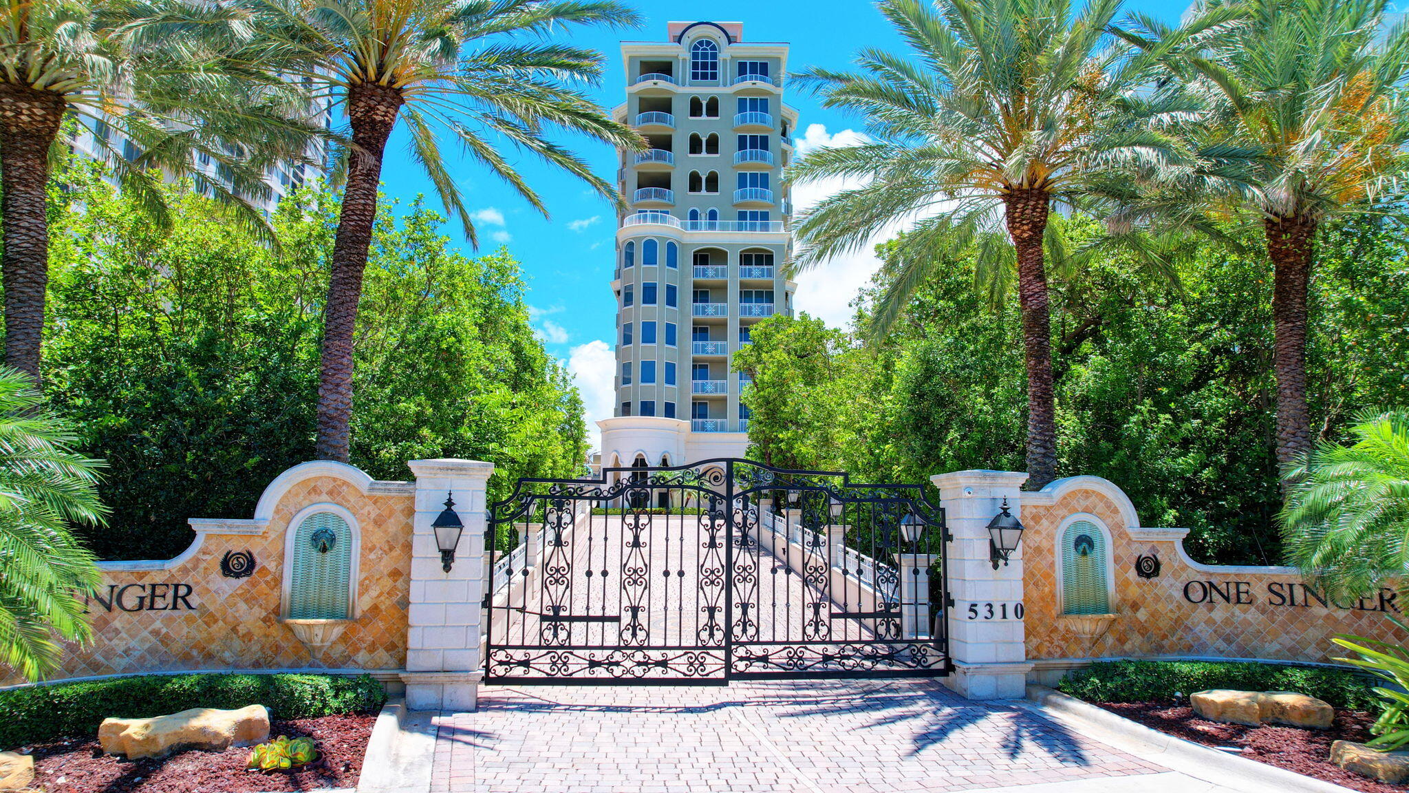 5310 N OCEAN Drive 301