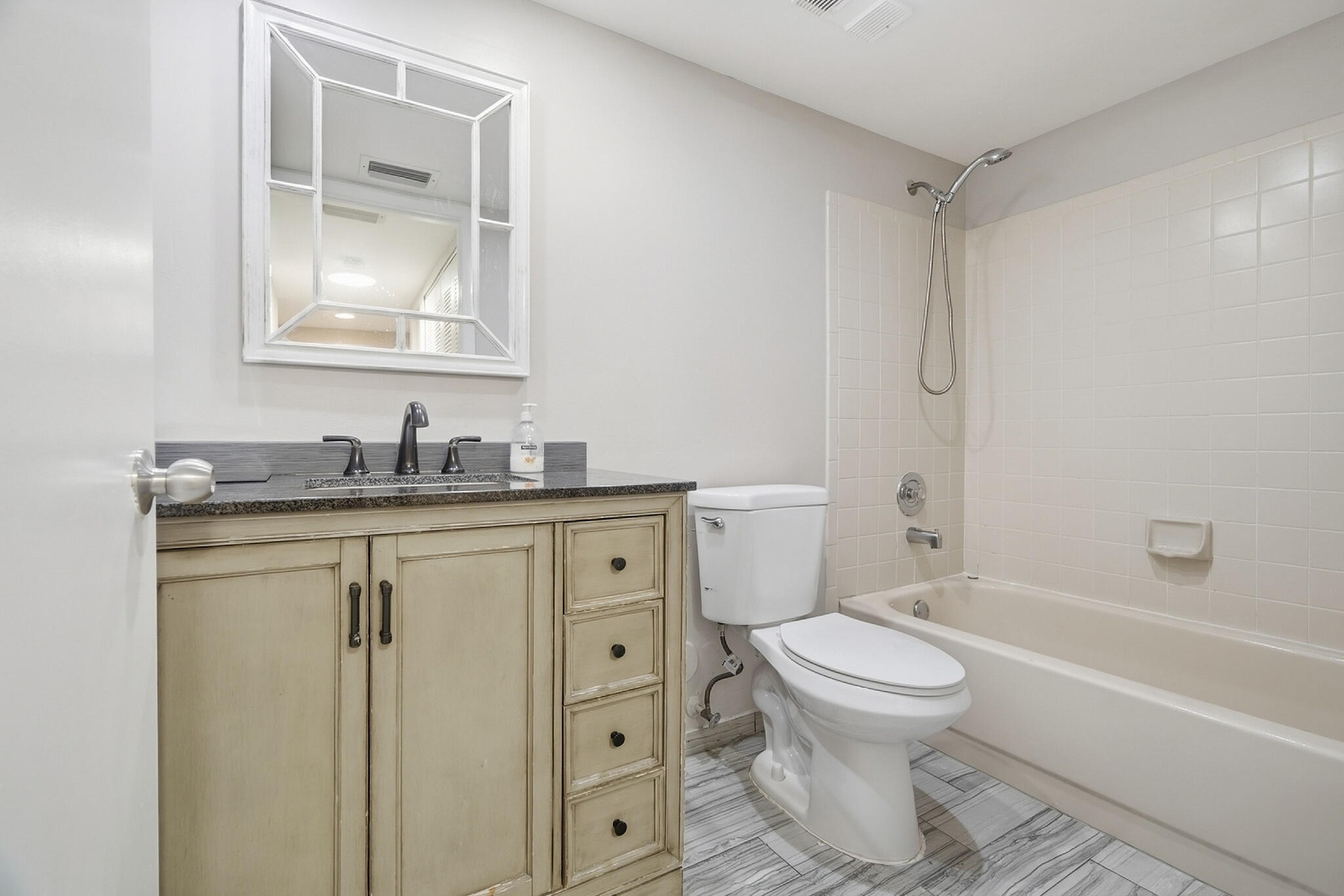 9672 W Mcnab Road 109 Property Photo 18