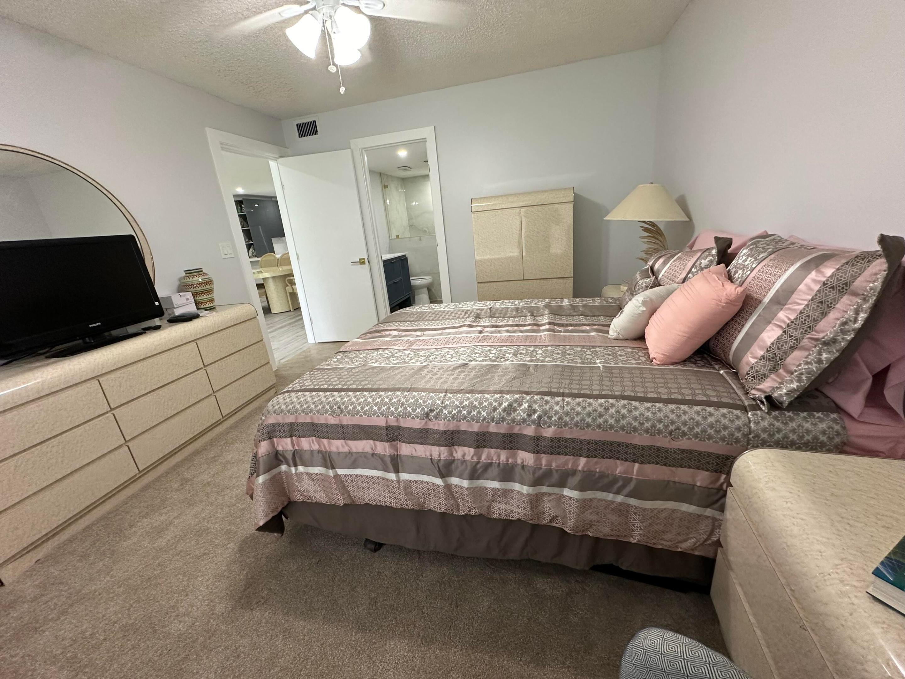 9215 Flynn Circle 4 Property Photo 35