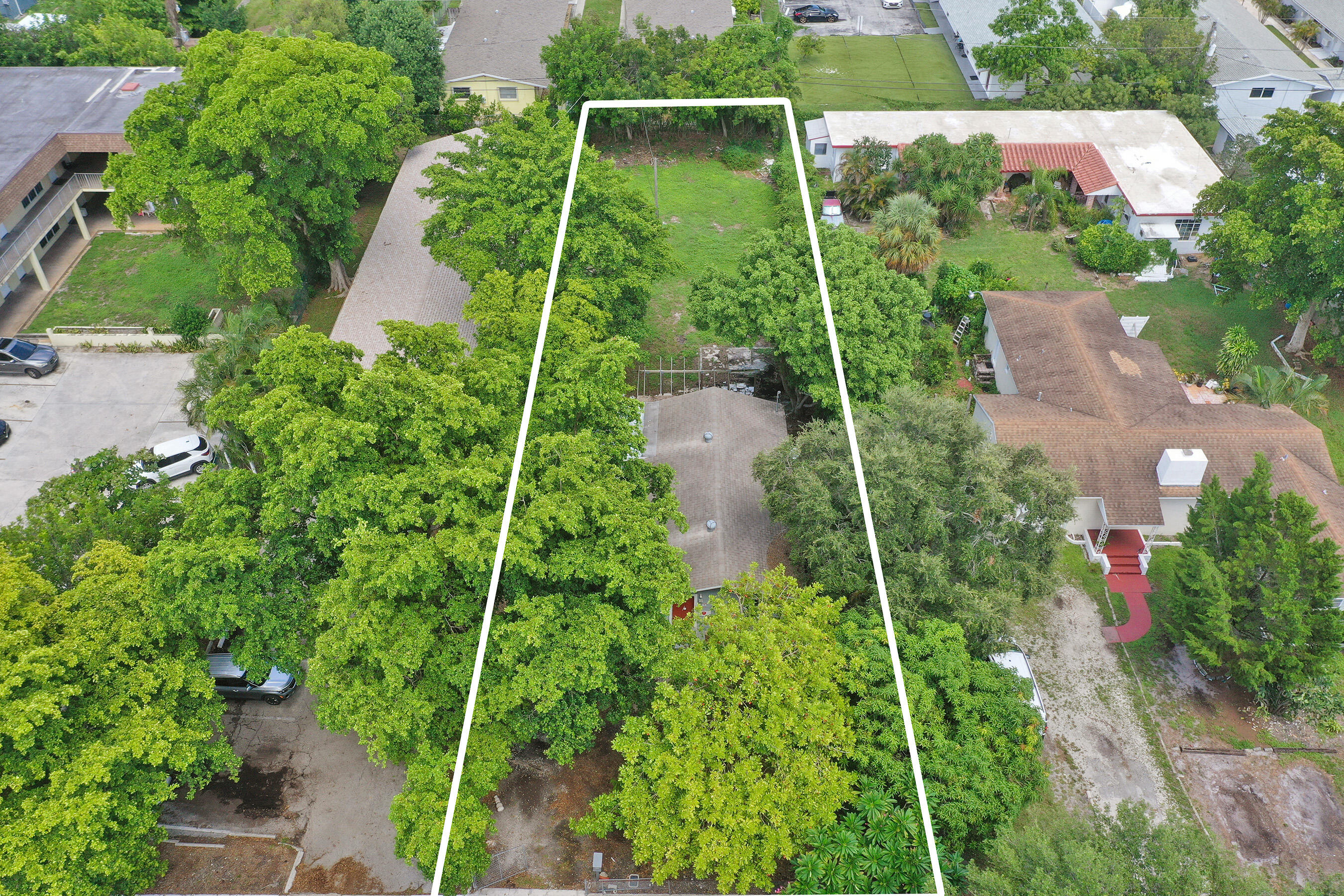 2315 MONROE Street Property Photo 1