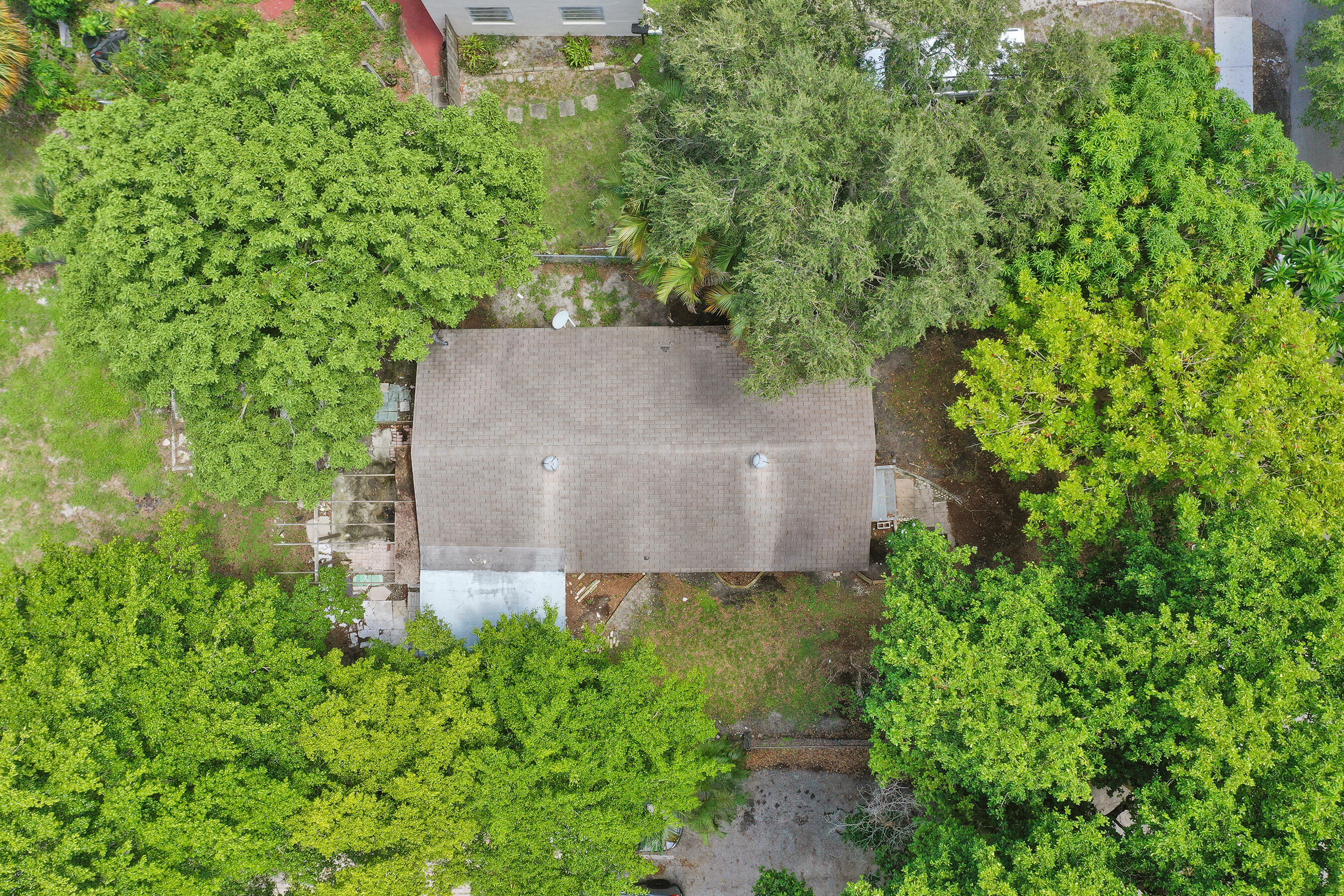 2315 Monroe Street Property Photo 9