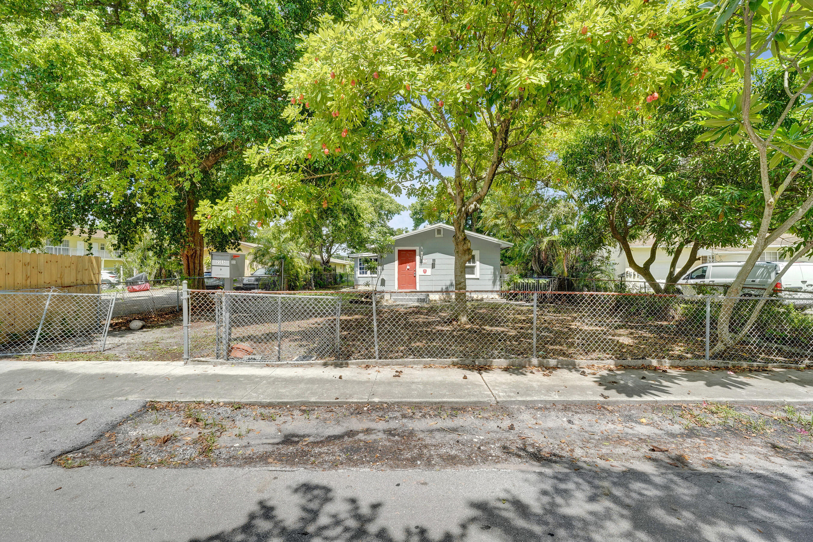 2315 Monroe Street Property Photo 22