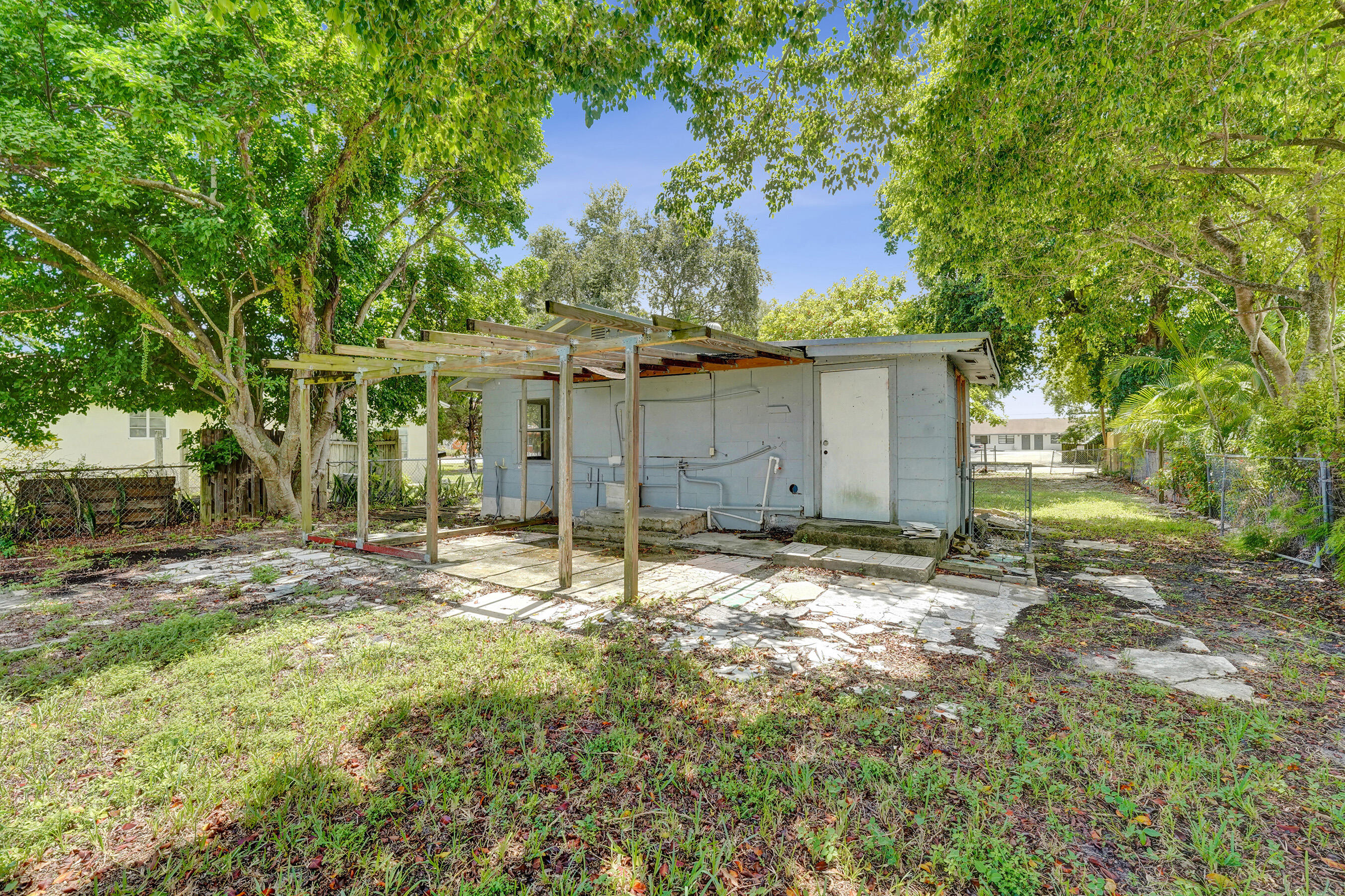 2315 Monroe Street Property Photo 32