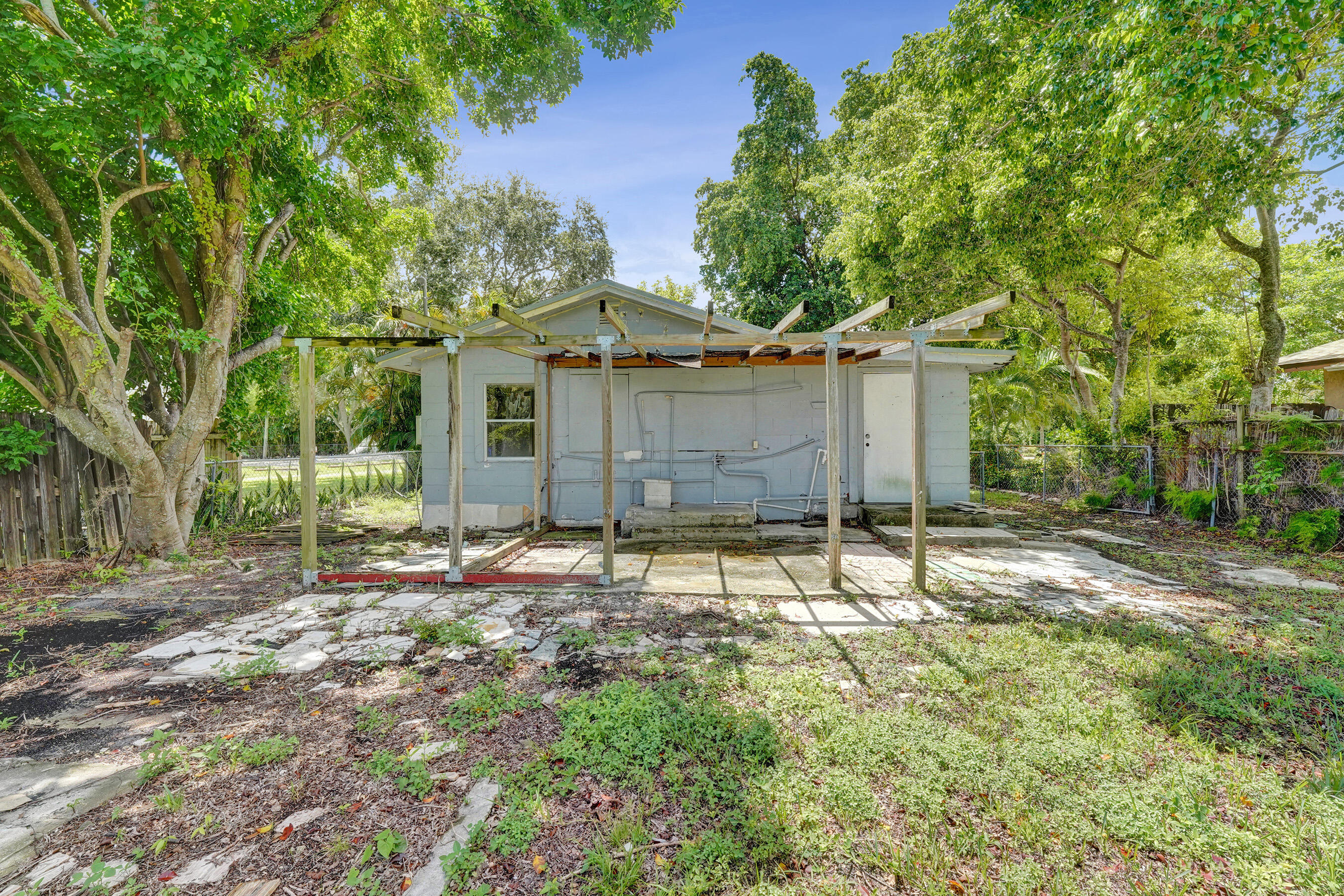 2315 Monroe Street Property Photo 33