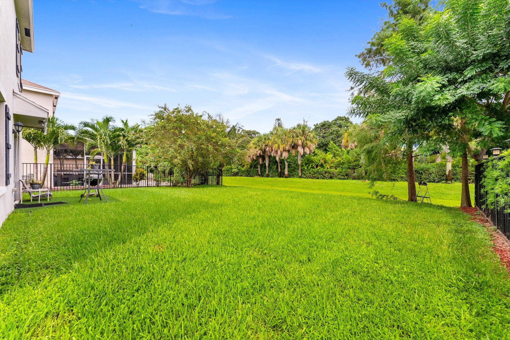 3785 Whitney Park Lane Property Photo 4