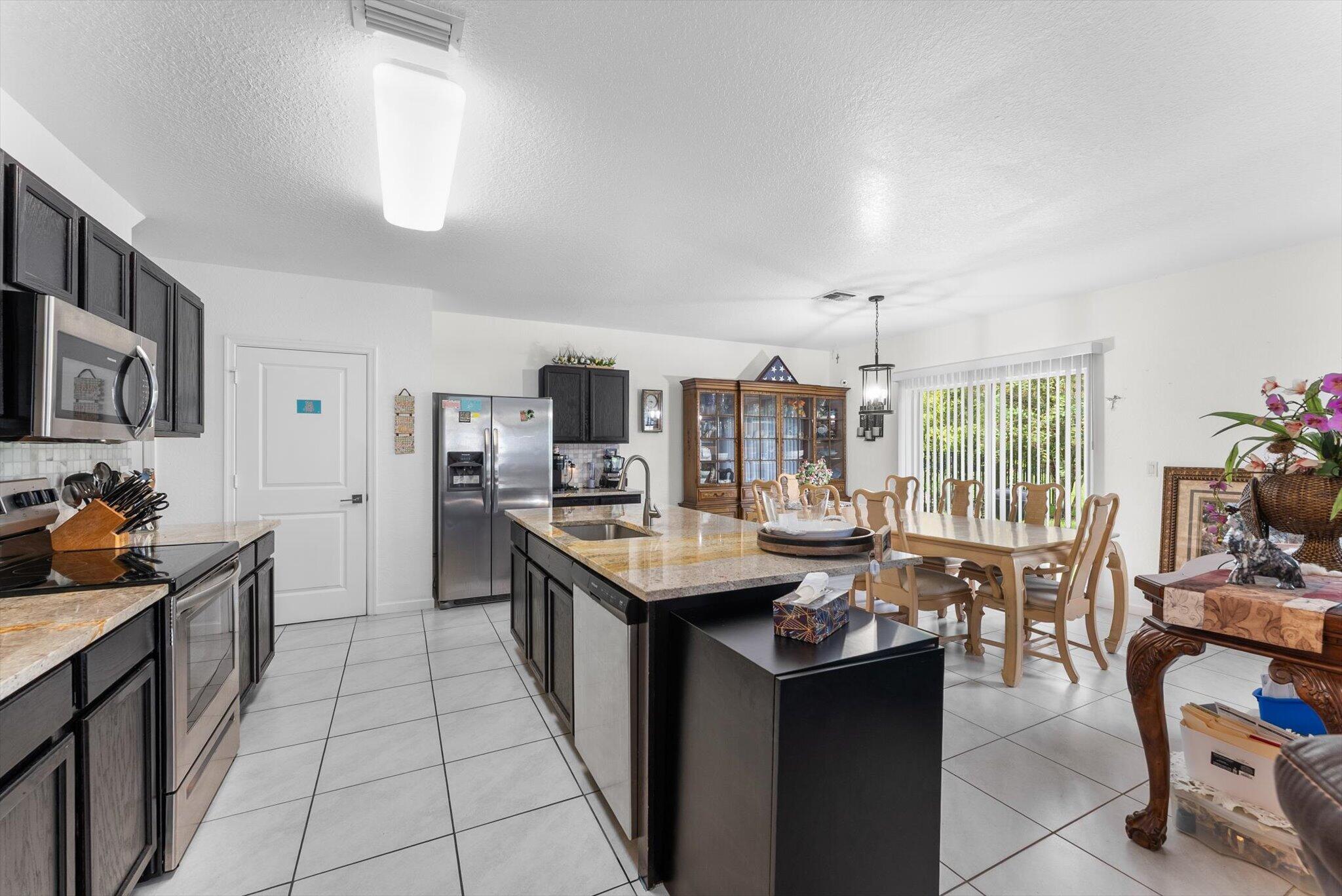 3785 Whitney Park Lane Property Photo 11