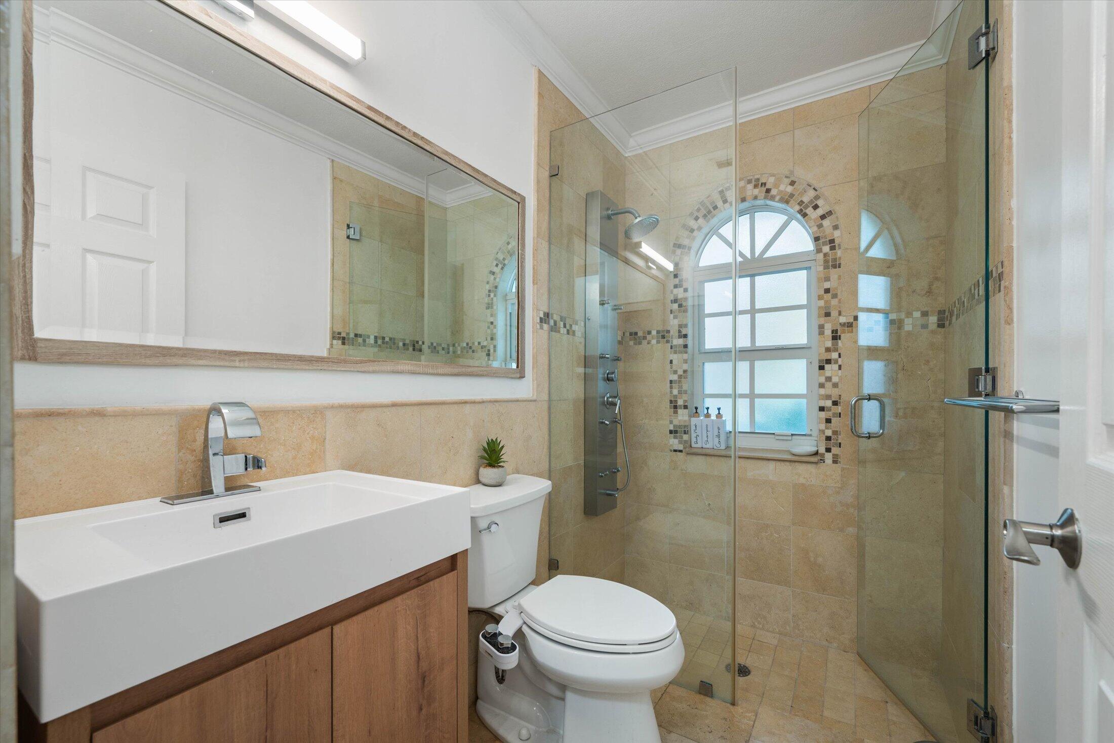 2647 Edgewater Drive Property Photo 30