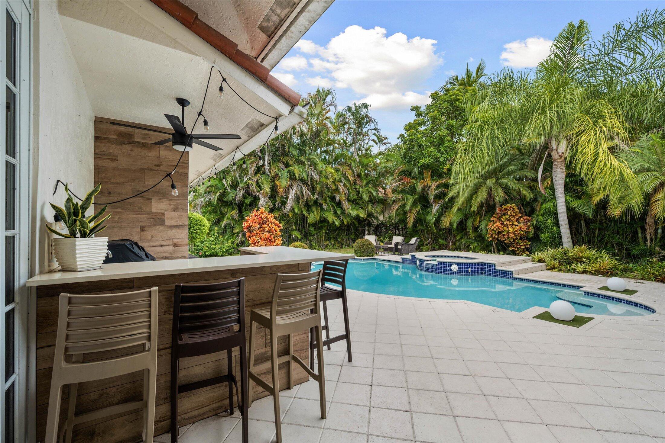 2647 Edgewater Drive Property Photo 41