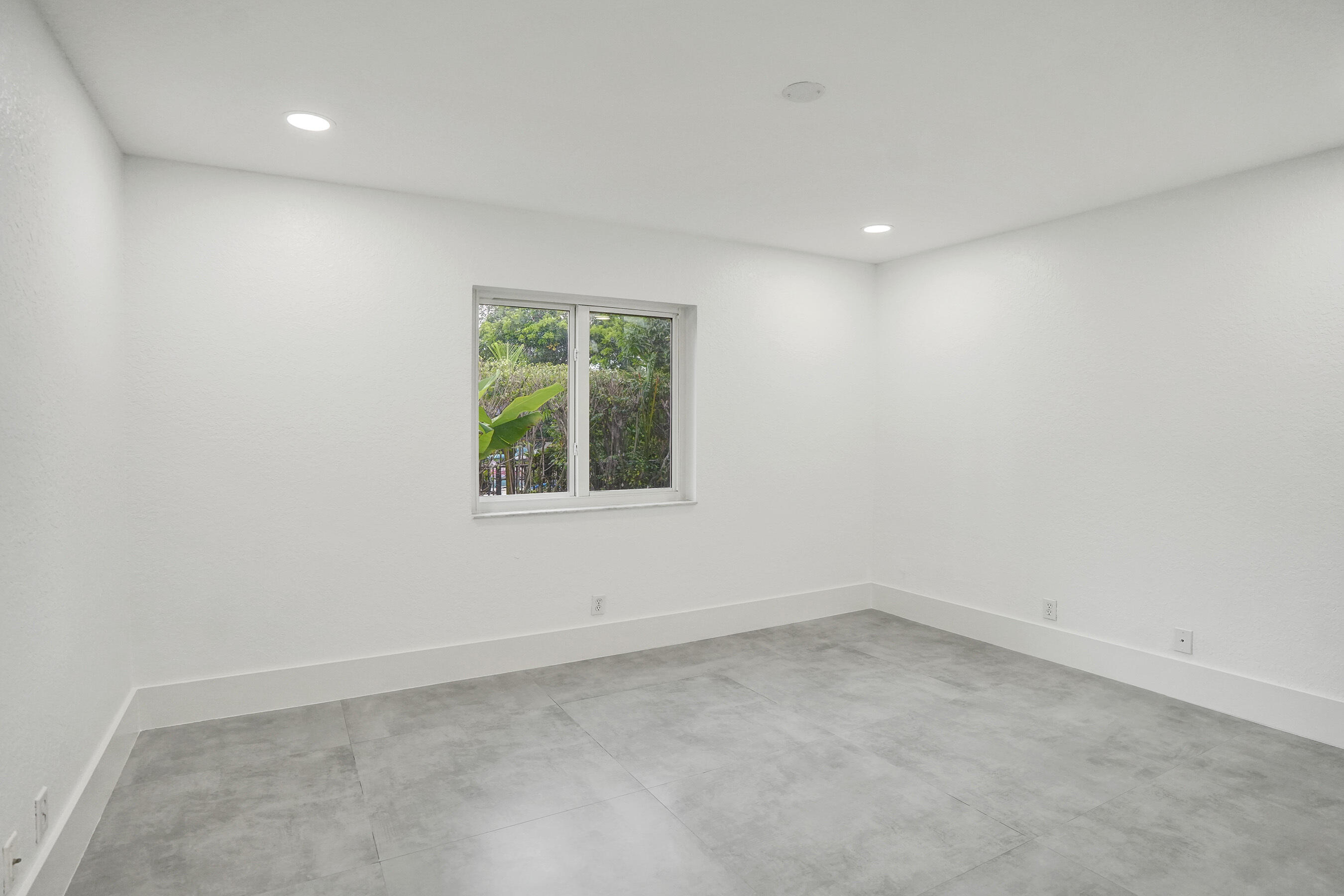 1721 Nw 127th Way Property Photo 35